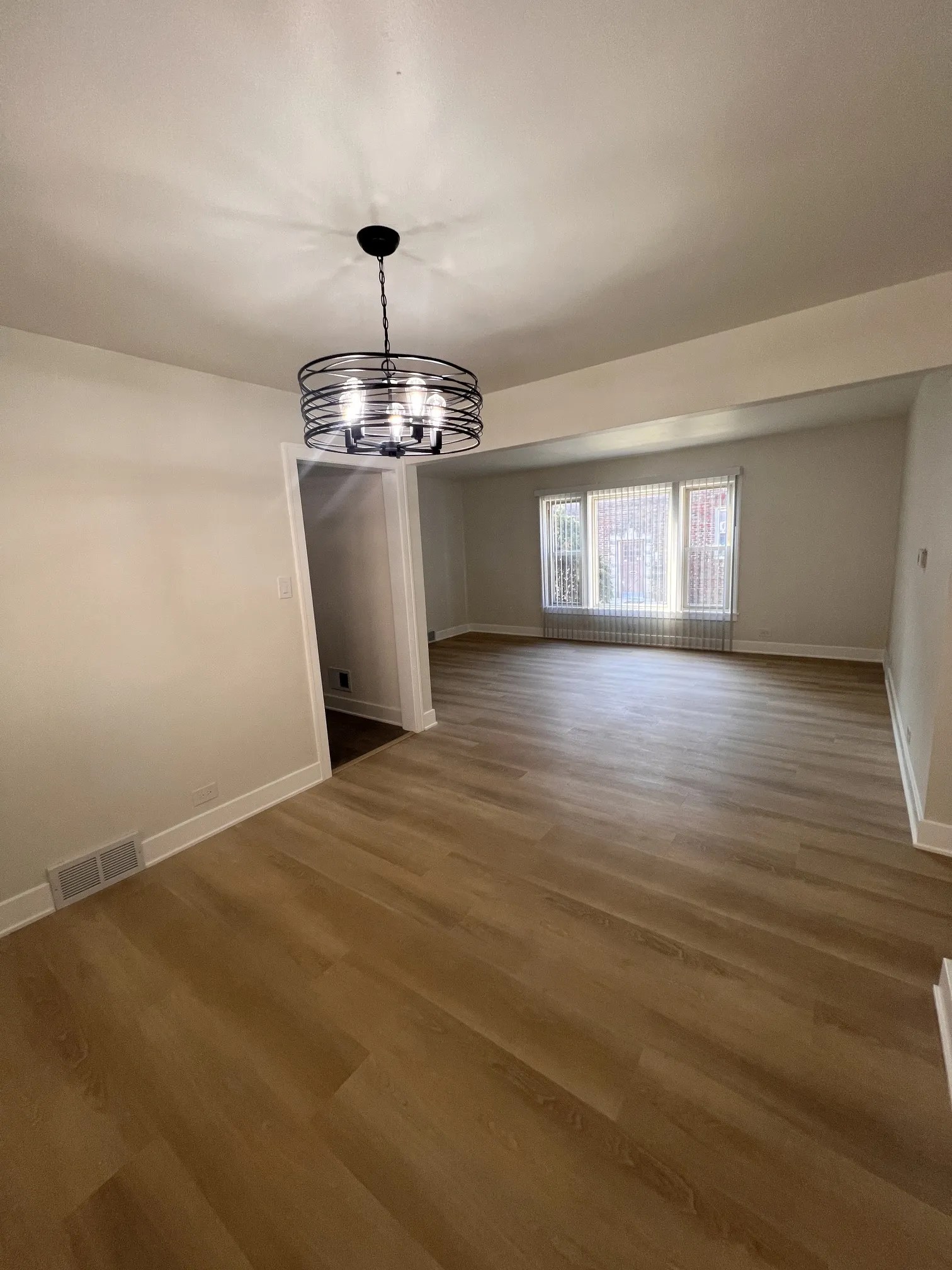 9121 S Bishop St 60620 60620-Chicago-IL