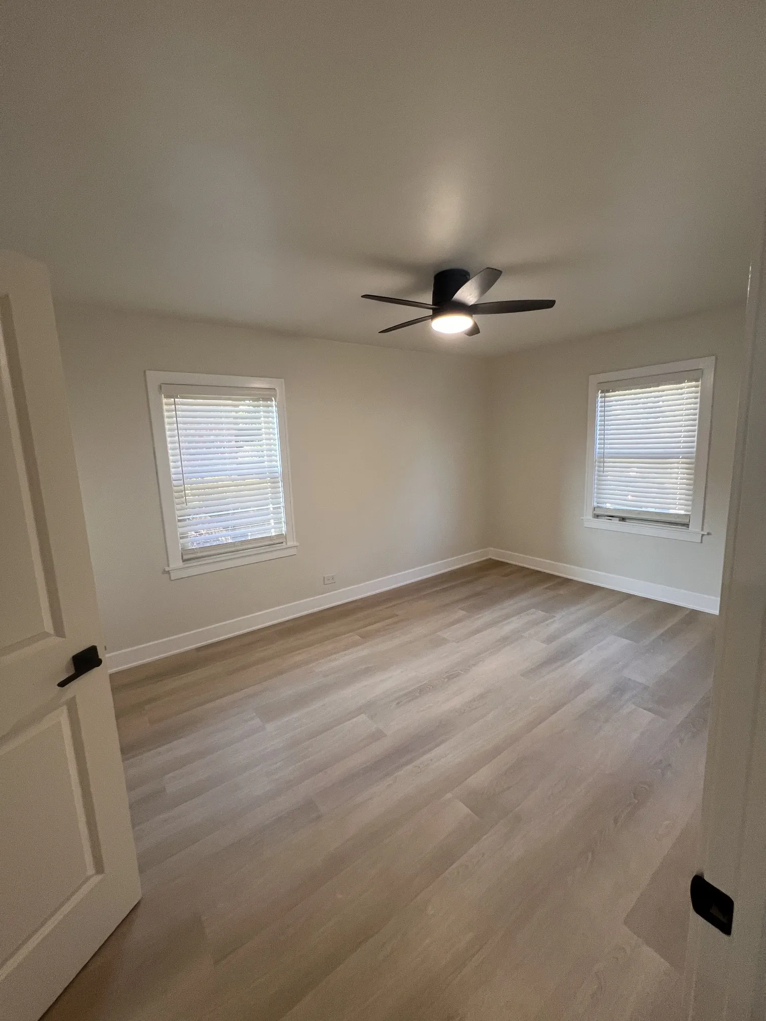 9121 S Bishop St 60620 60620-Chicago-IL
