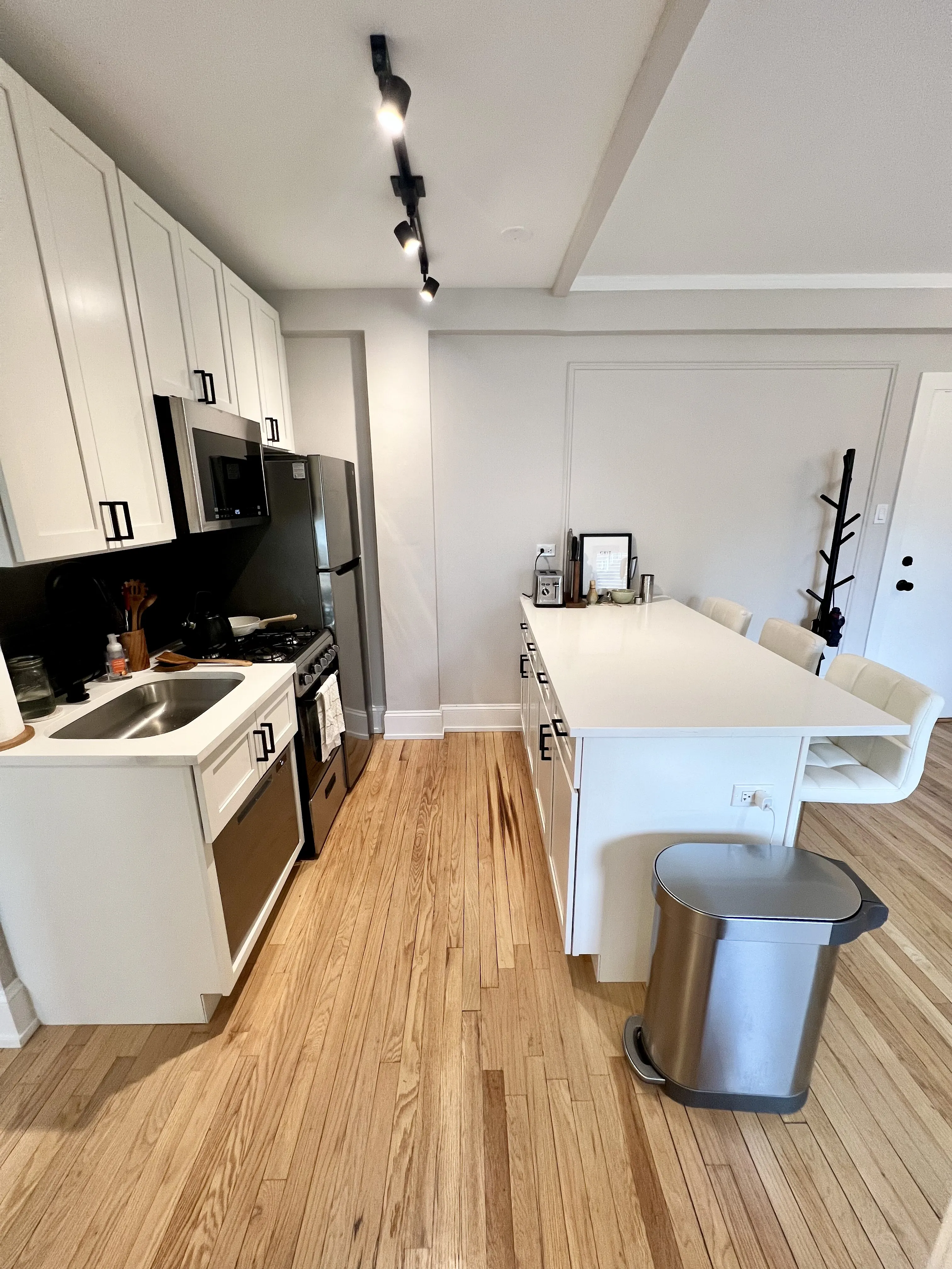2748 N Hampden Ct   60614 60614-The Audley-Chicago-IL