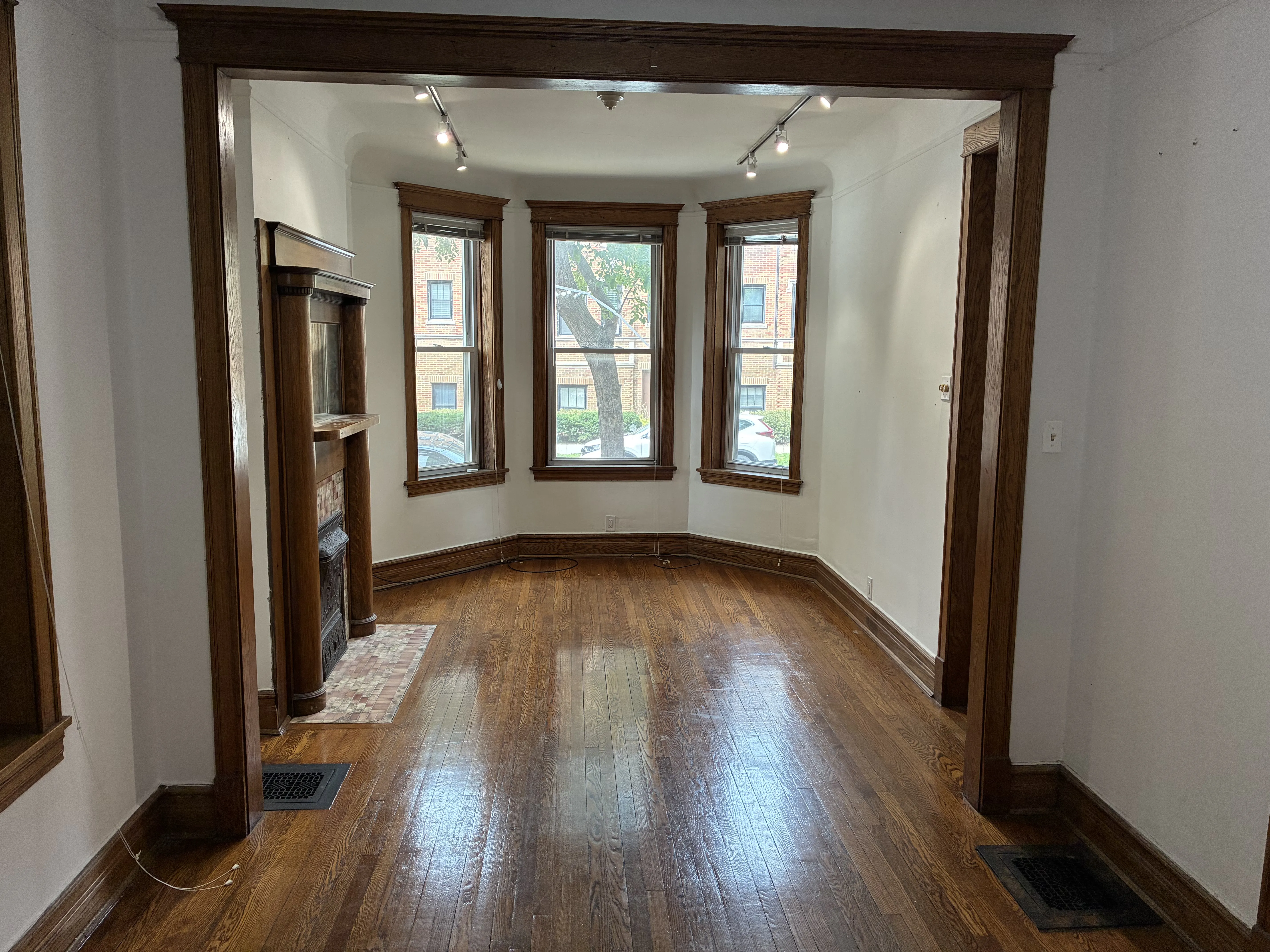 2439 N Seminary Ave   60614 60614-unit#Unit 1-Chicago-IL