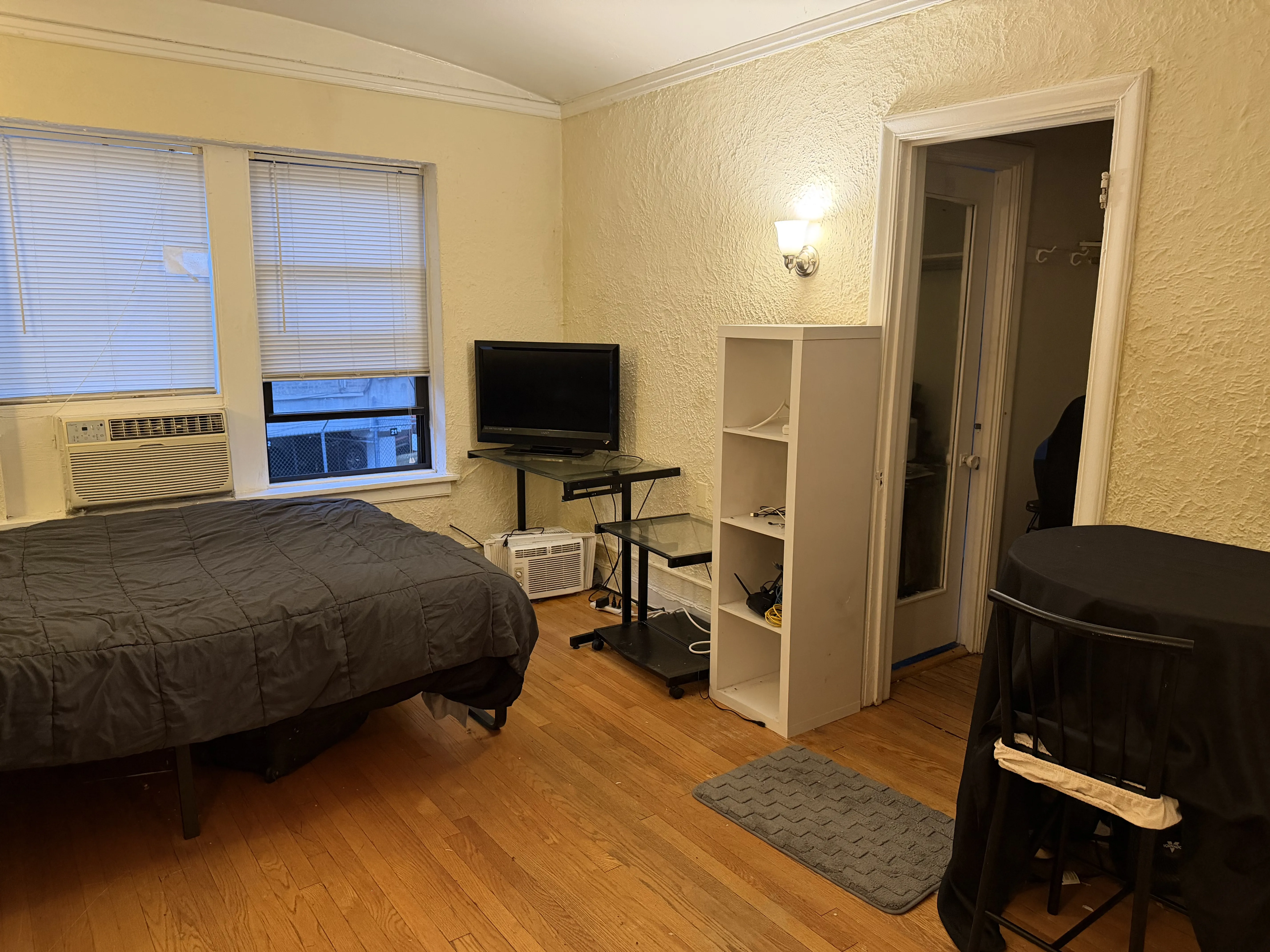 536 W Addison St 60613 60614-unit#111-Chicago-IL