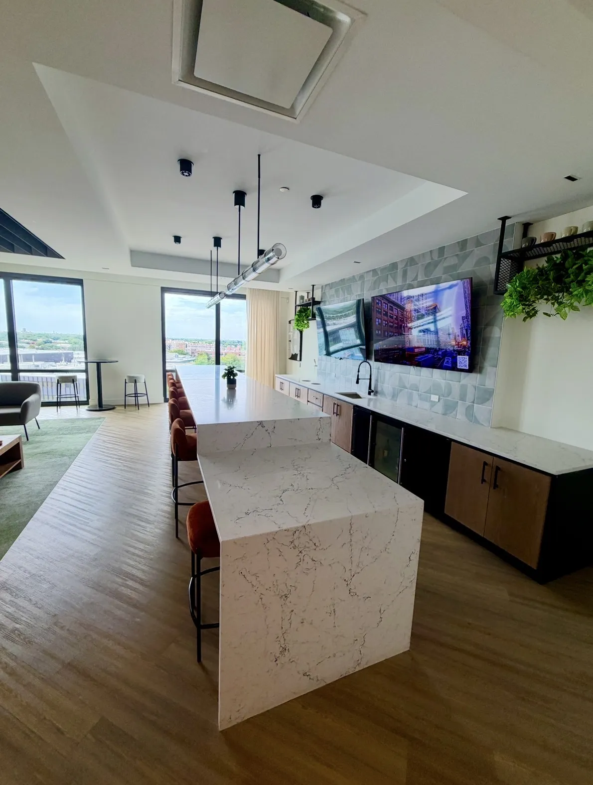 4611 N Broadway 60640 60640-unit#614-Chicago-IL