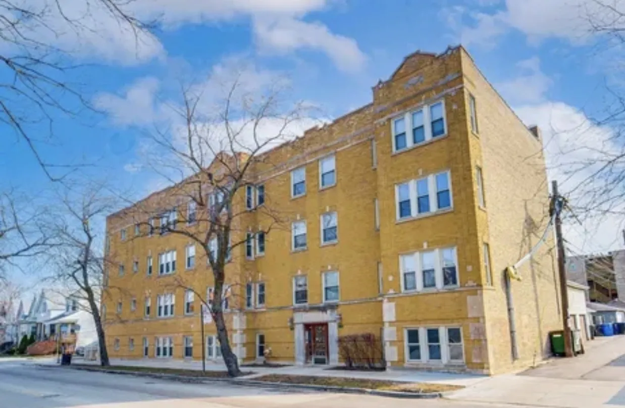 4045 N Kimball Ave 60618 60618-unit#1s-Chicago-IL
