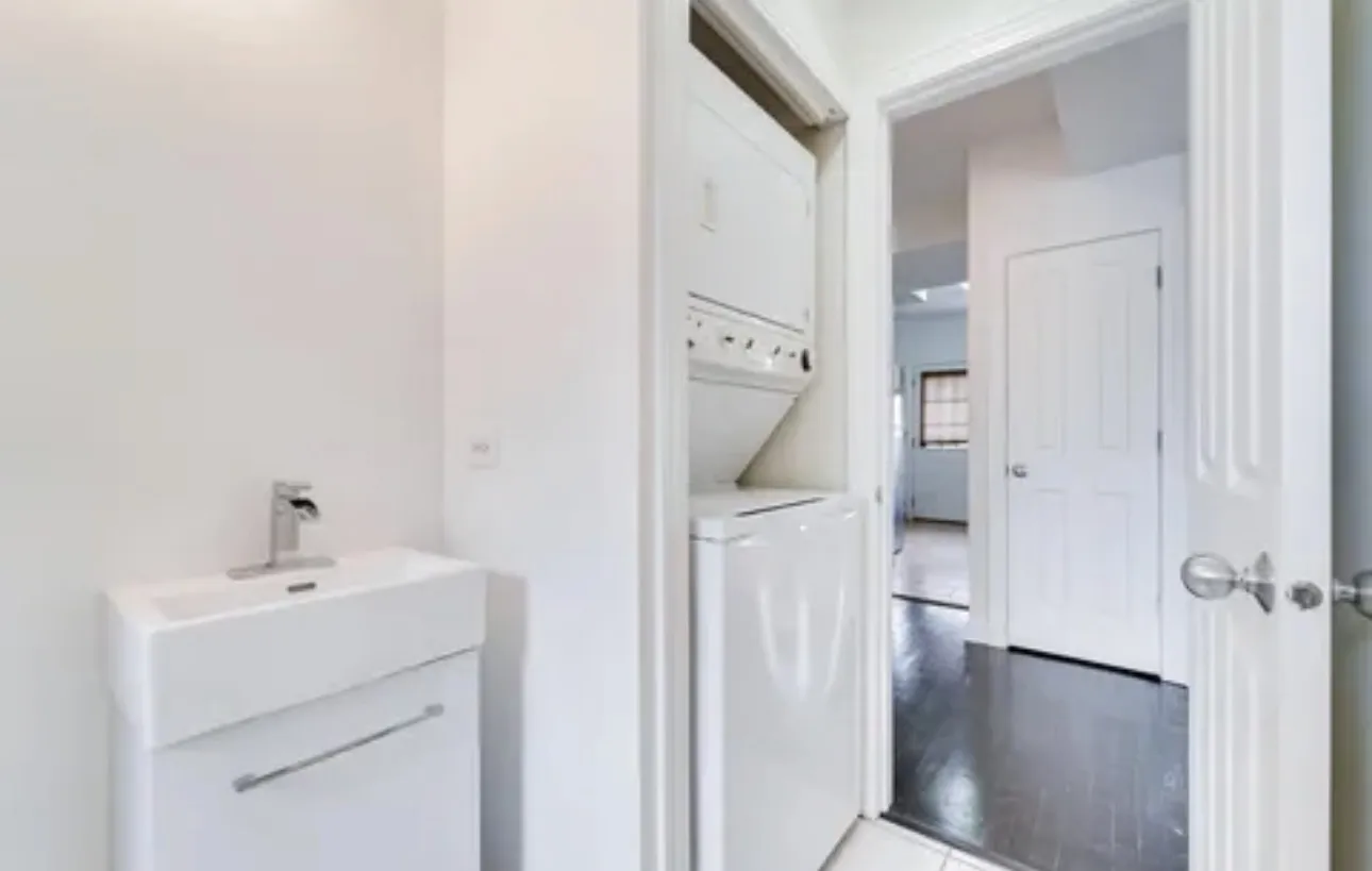 4045 N Kimball Ave 60618 60618-unit#1s-Chicago-IL
