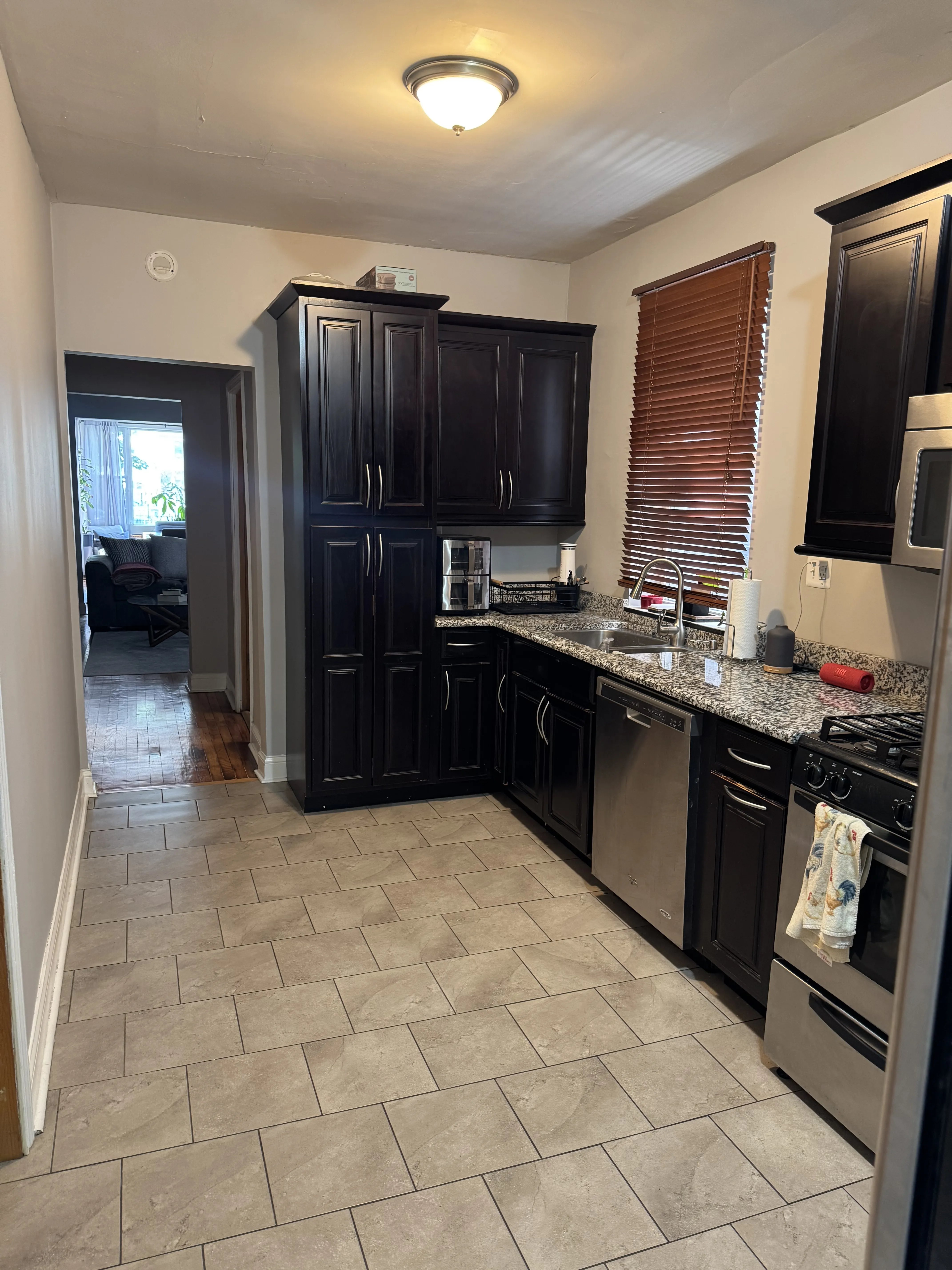 3063 N Gresham Ave   60618 60618-unit#1-Chicago-IL