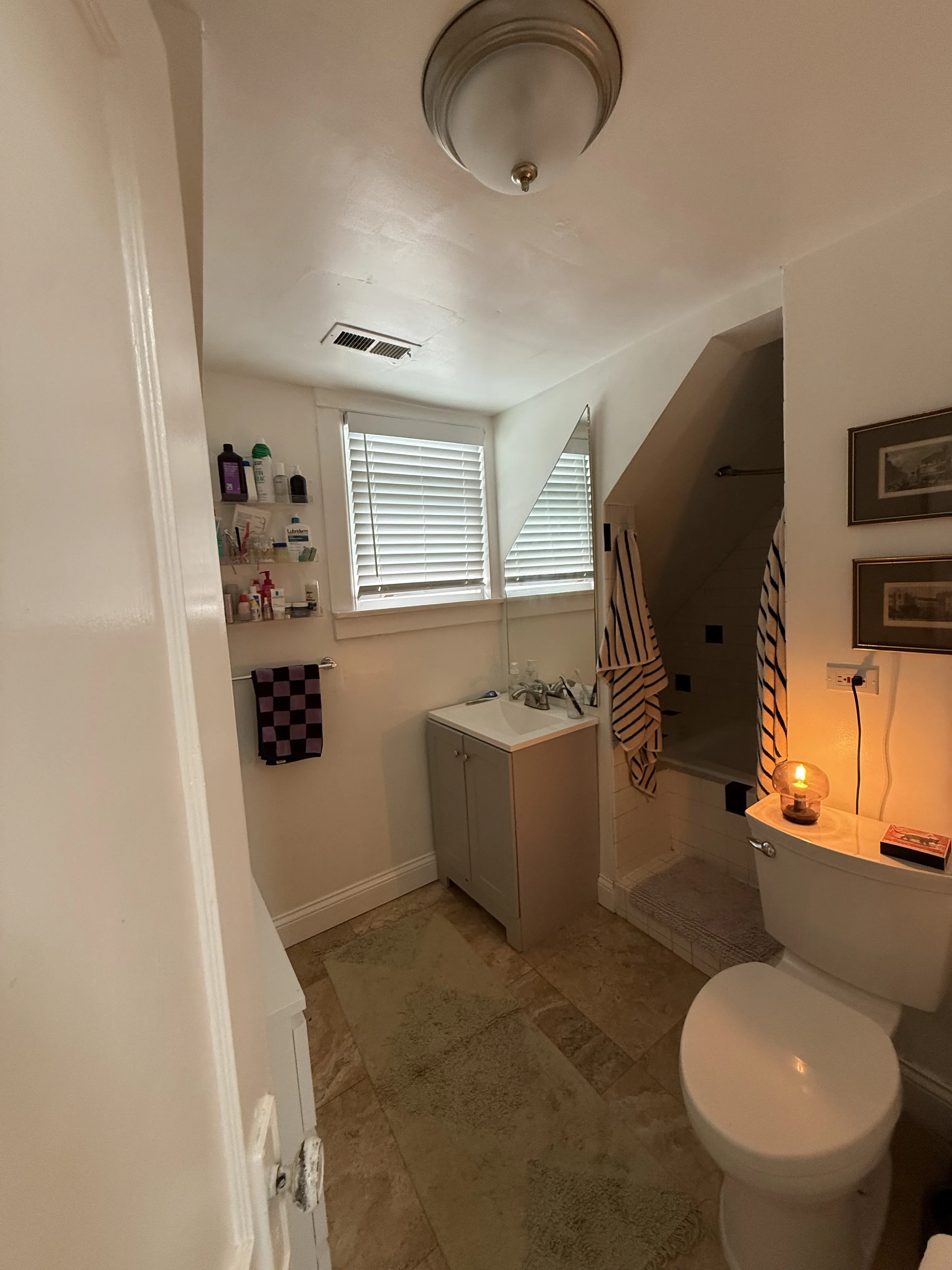 1928 W Barry Ave   60657 60657-unit#1-Chicago-IL