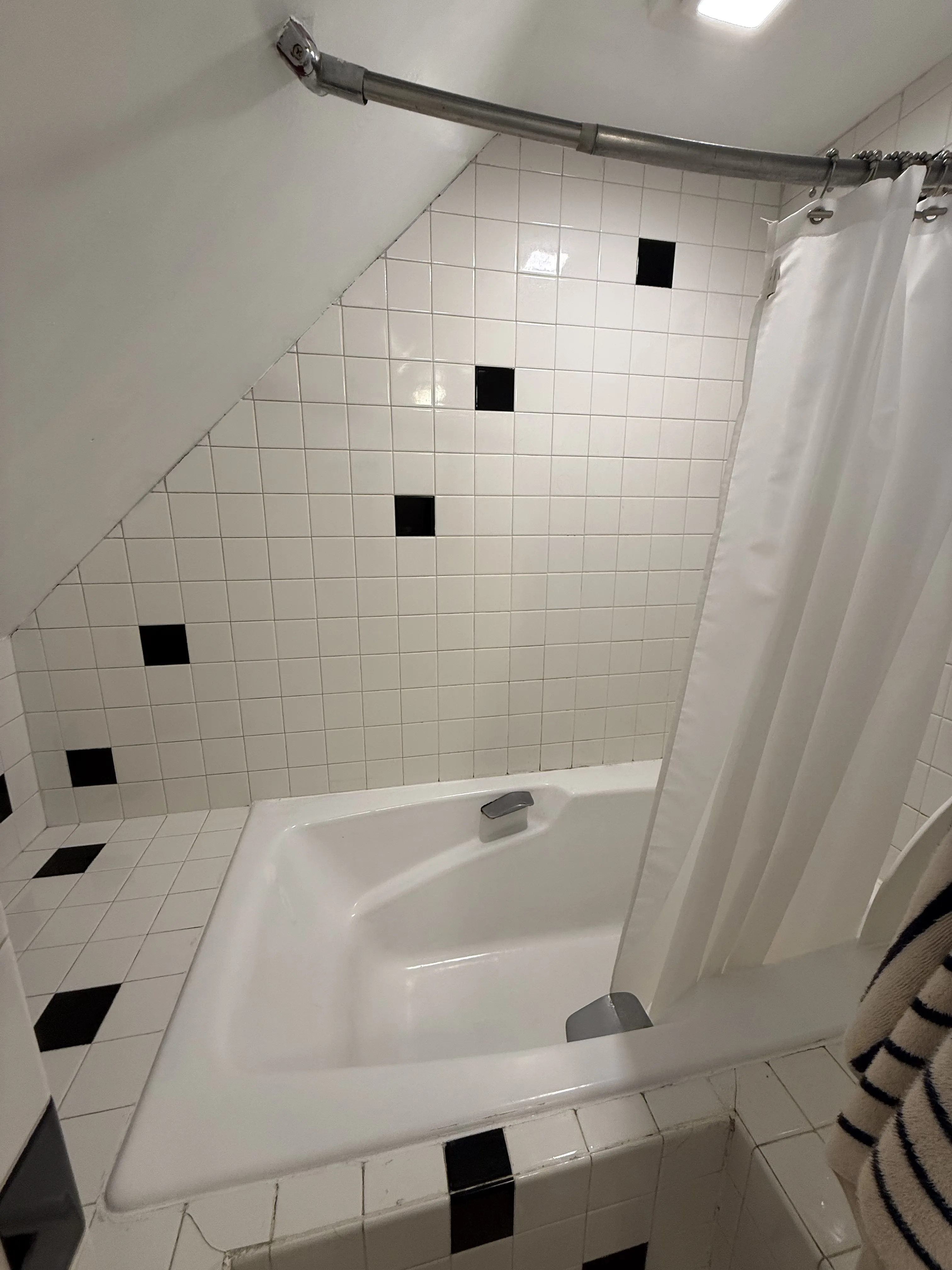 1928 W Barry Ave   60657 60657-unit#1-Chicago-IL