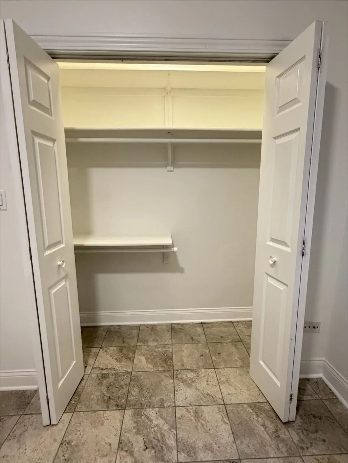 3755 N Kimball Ave   60618 60618-unit#GR-Chicago-IL