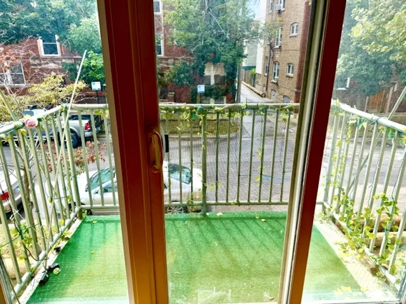 1244 W Byron St 60613 60613-unit#2-Chicago-IL