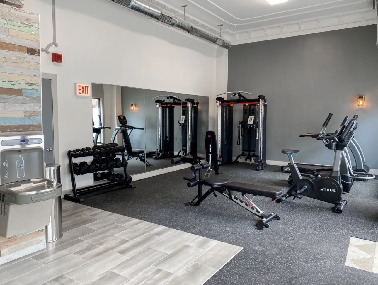 540 W Briar Pl   60657 60657-unit#8C-Chicago-IL