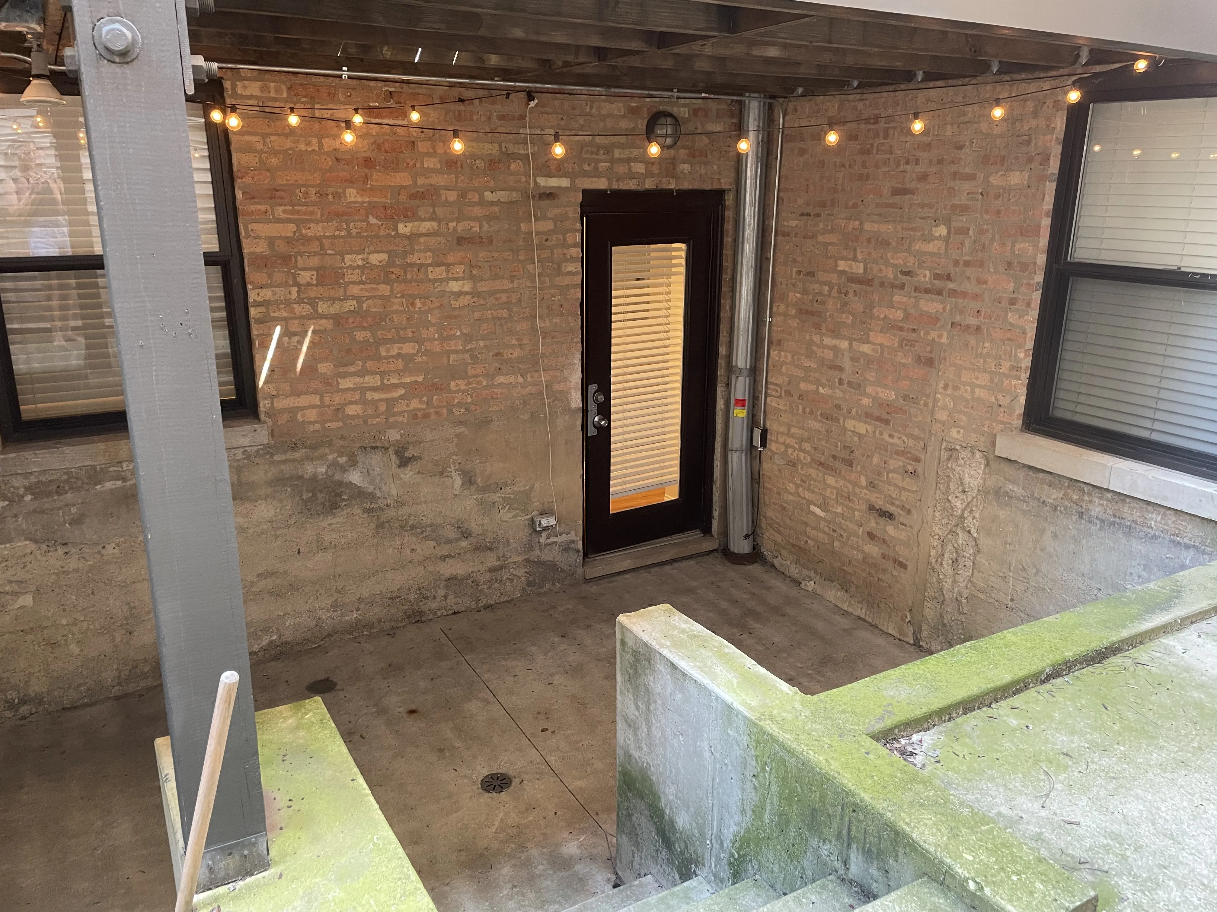 1856 N Sawyer Ave   60647 60647-unit#101-Chicago-IL