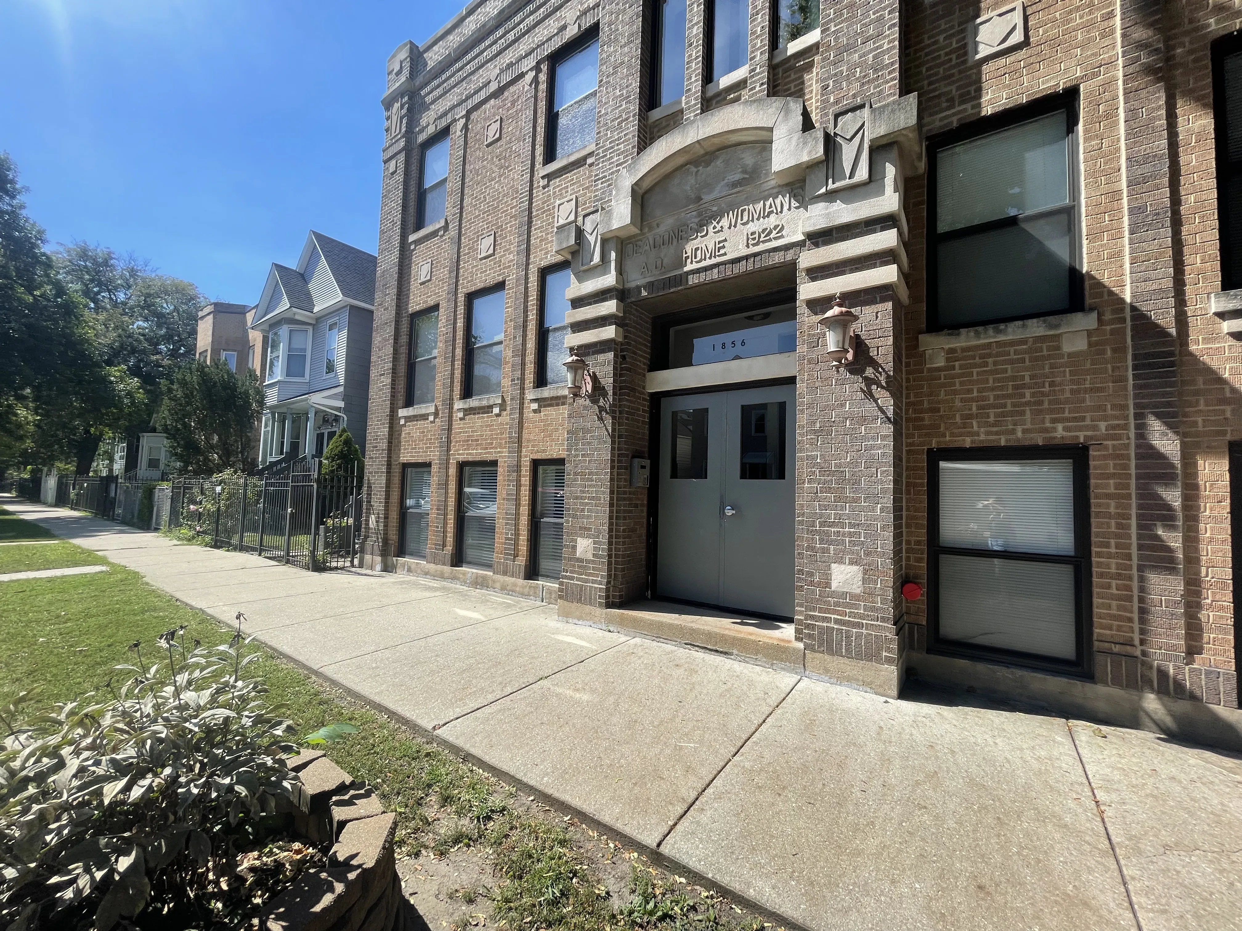 1856 N Sawyer Ave   60647 60647-unit#101-Chicago-IL