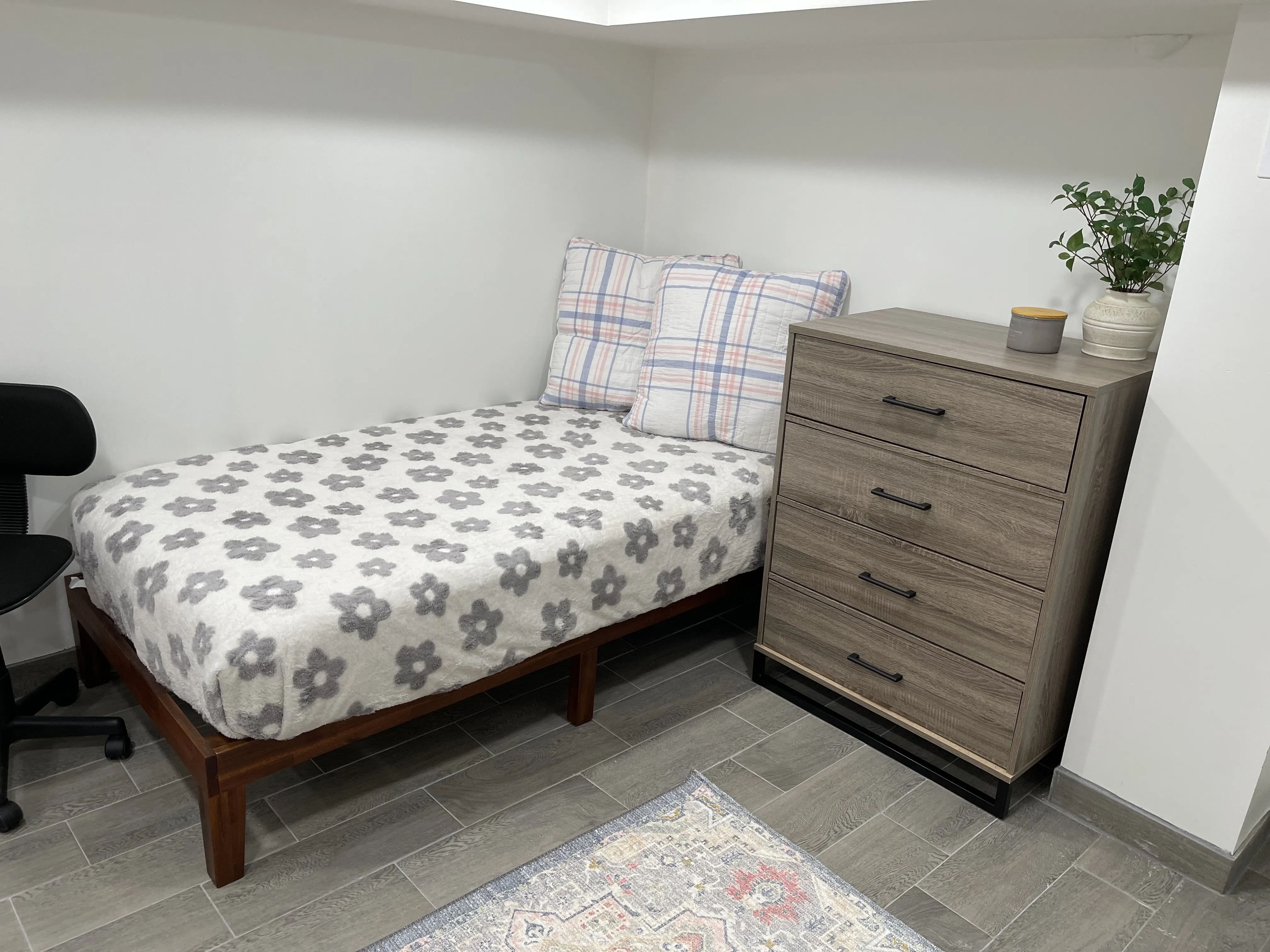 3116 N Damen Ave   60618 60618-Damen-unit#G-Chicago-IL