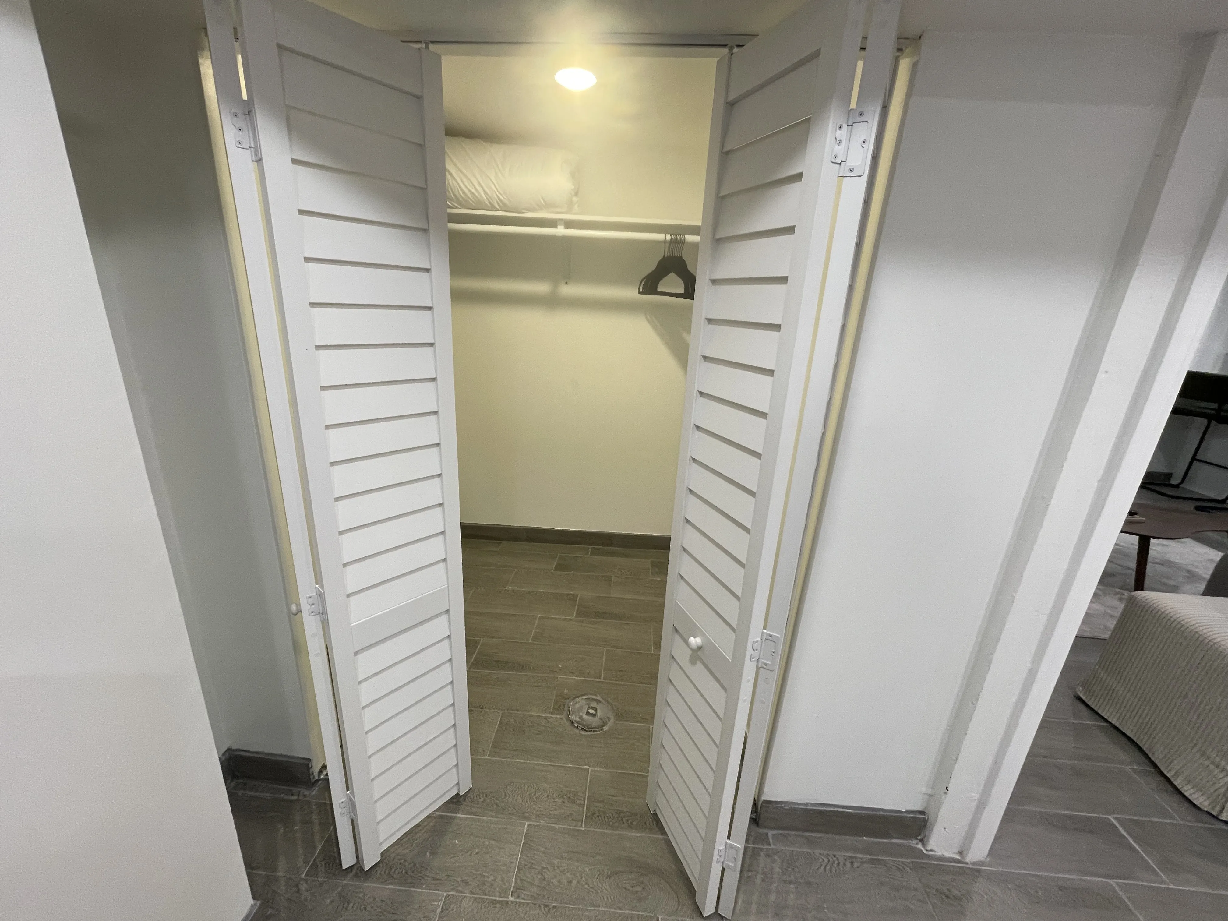 3116 N Damen Ave   60618 60618-Damen-unit#G-Chicago-IL