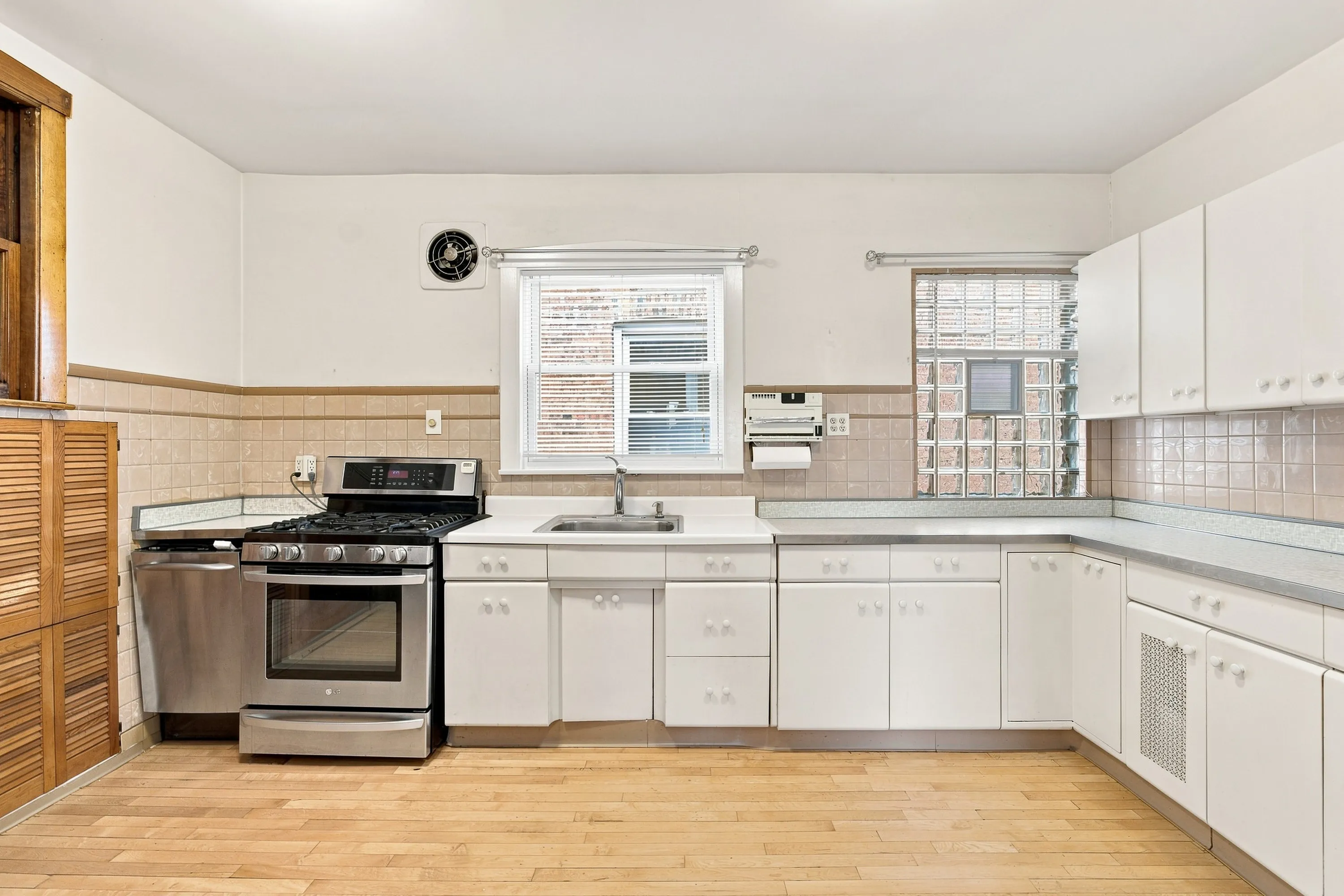 3220 N Keating Ave   60641 60641-unit#2-Chicago-IL