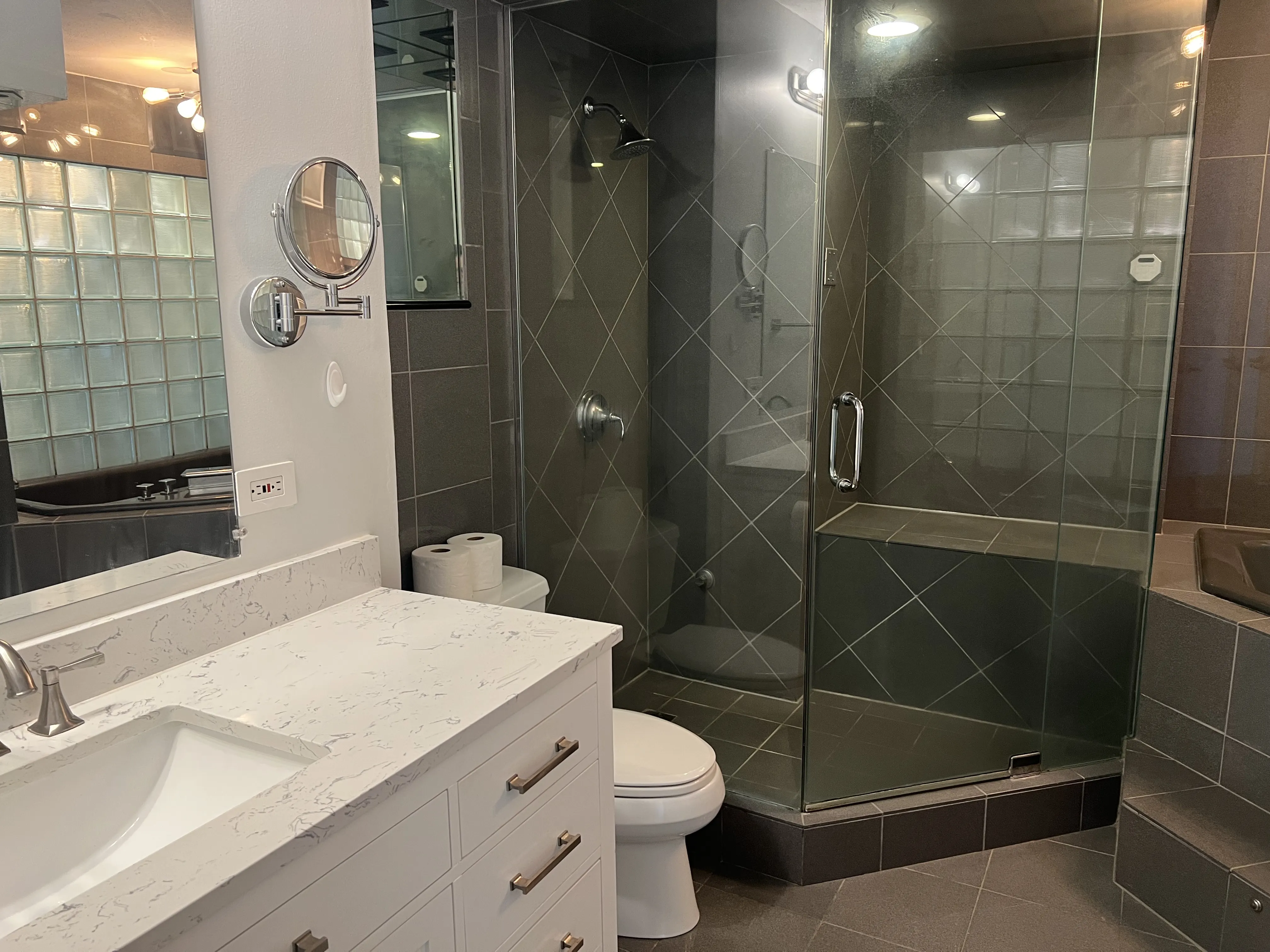 1960 N Lincoln Park W 60614 60614-Lincoln Park Tower-unit#2611-Chicago-IL