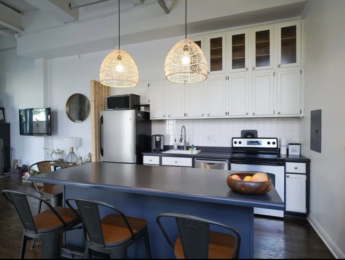 1111 W Cornelia Ave 60657-Cornelia Lofts-unit#102-Chicago-IL