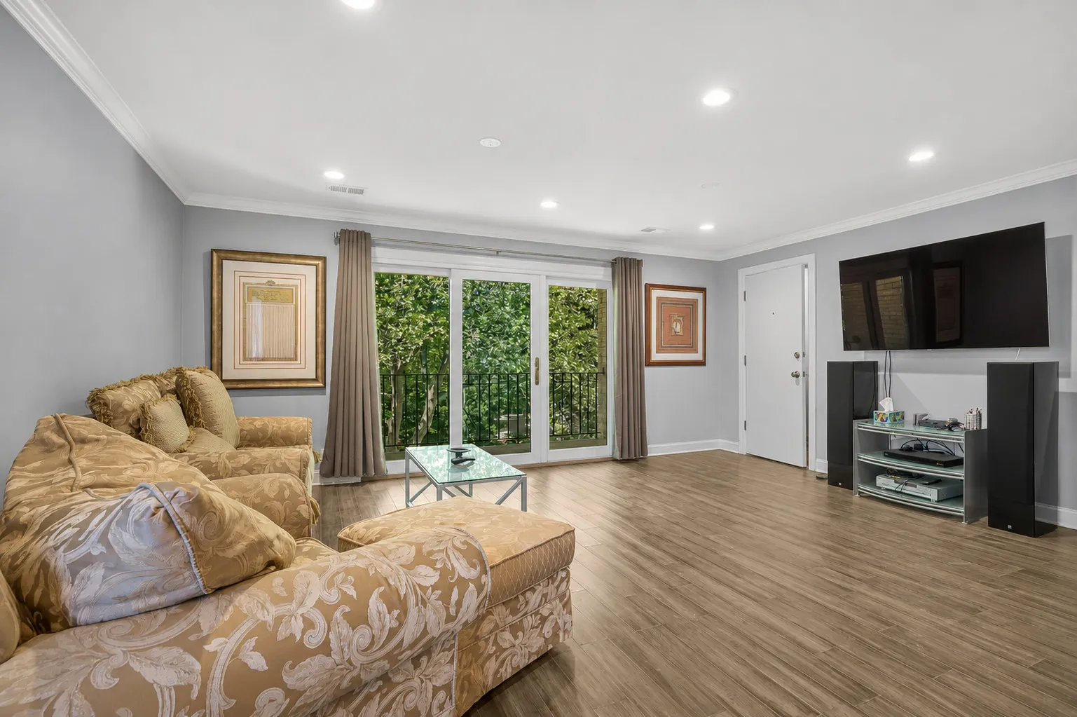 3755 N Kostner Ave   60641 60641-Chicago-IL