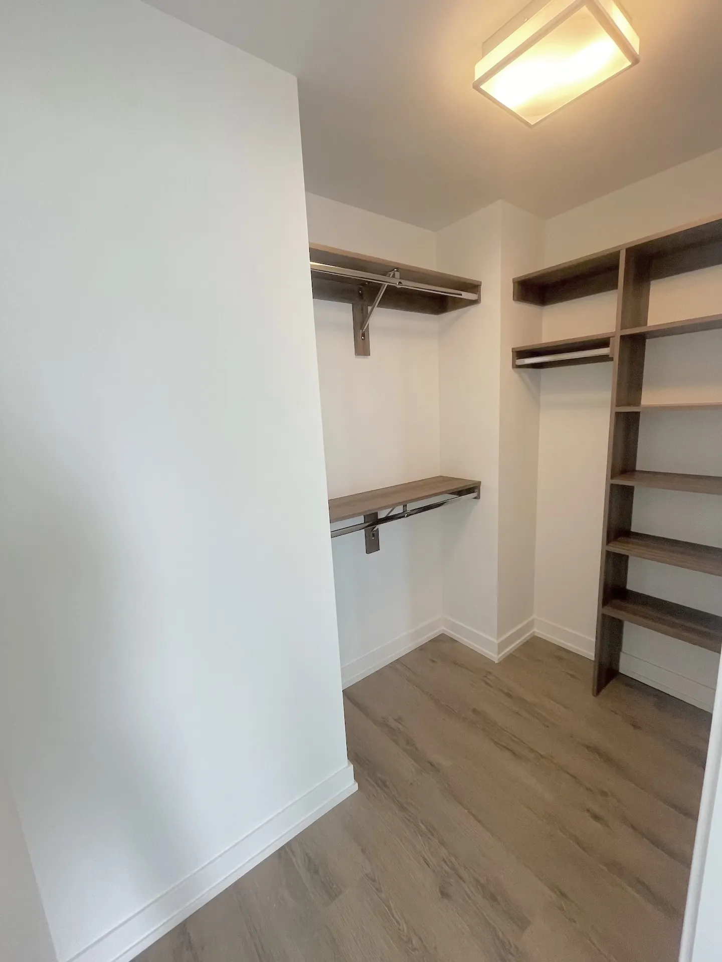 1140 N Wells St   60610 60610-unit#906-Chicago-IL