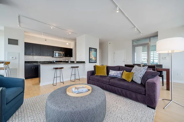 8 E Randolph St 60601 60601-unit#2701-Chicago-IL