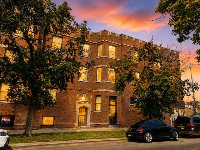 1640 W Albion Ave 60626 60626-Chicago-IL