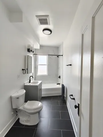1640 W Albion Ave 60626 60626-Chicago-IL