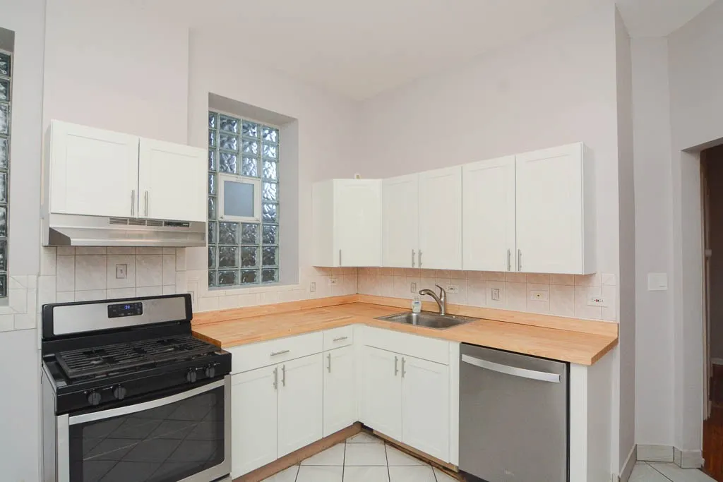 2202 W Belmont, ,  60618 60618-unit#R2-Chicago-IL
