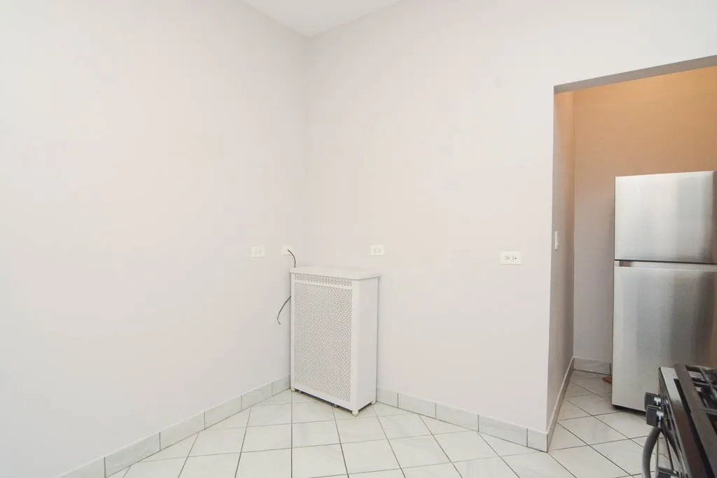 2202 W Belmont, ,  60618 60618-unit#R2-Chicago-IL