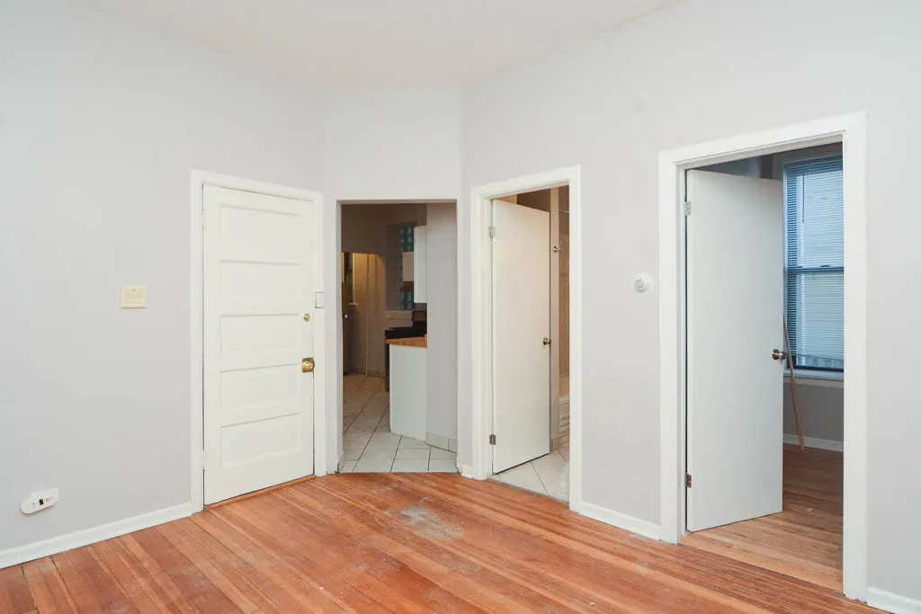 2202 W Belmont, ,  60618 60618-unit#R2-Chicago-IL