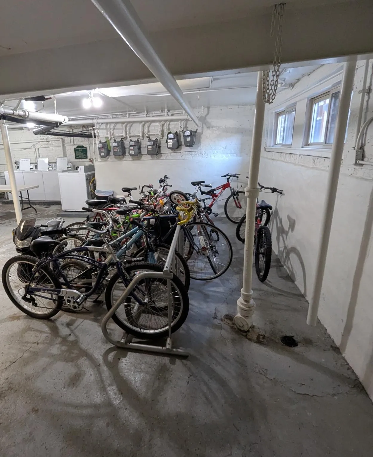 6654 N Ashland Ave   60626 60626-unit#2W-Chicago-IL