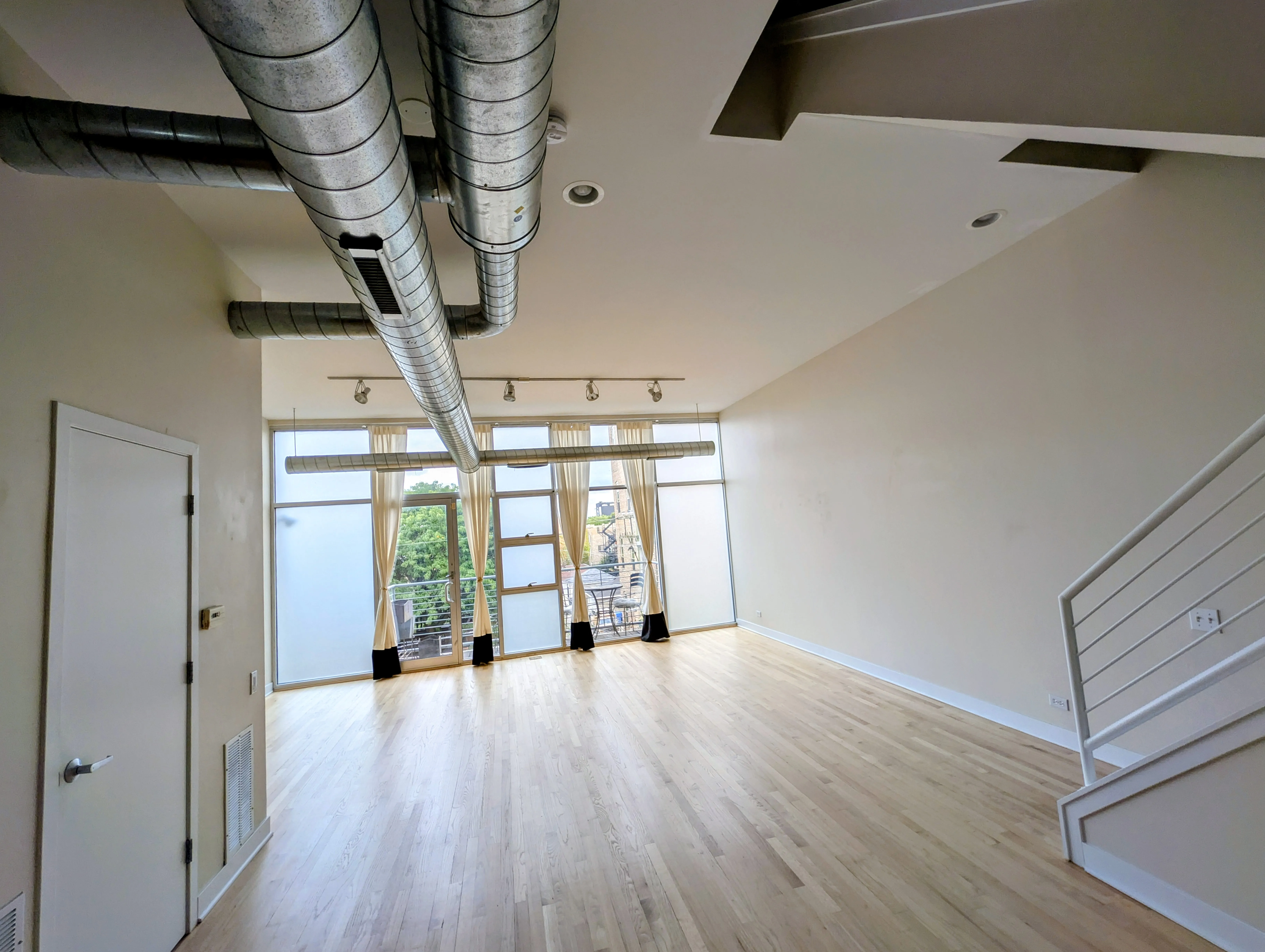 5115 N CLARK ST 60640-unit#3F-Chicago-IL