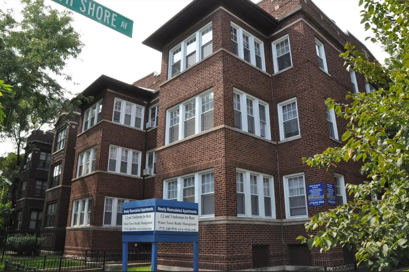 6654 N Ashland Ave   60626 60626-unit#2W-Chicago-IL