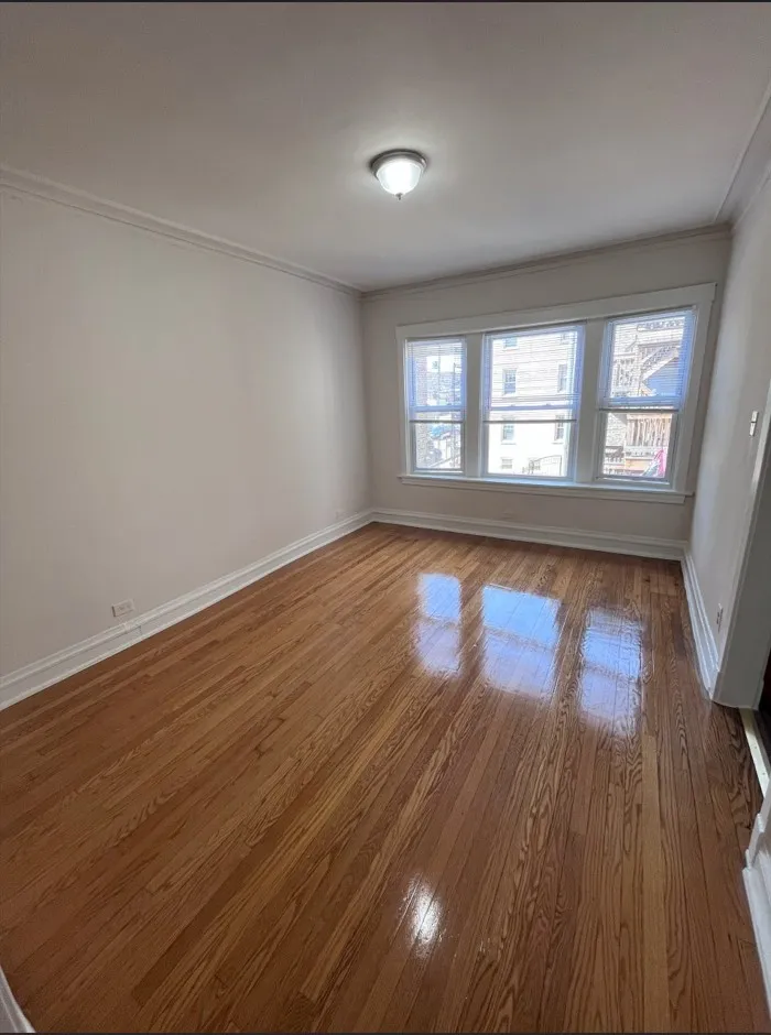 6654 N Ashland Ave   60626 60626-unit#2W-Chicago-IL
