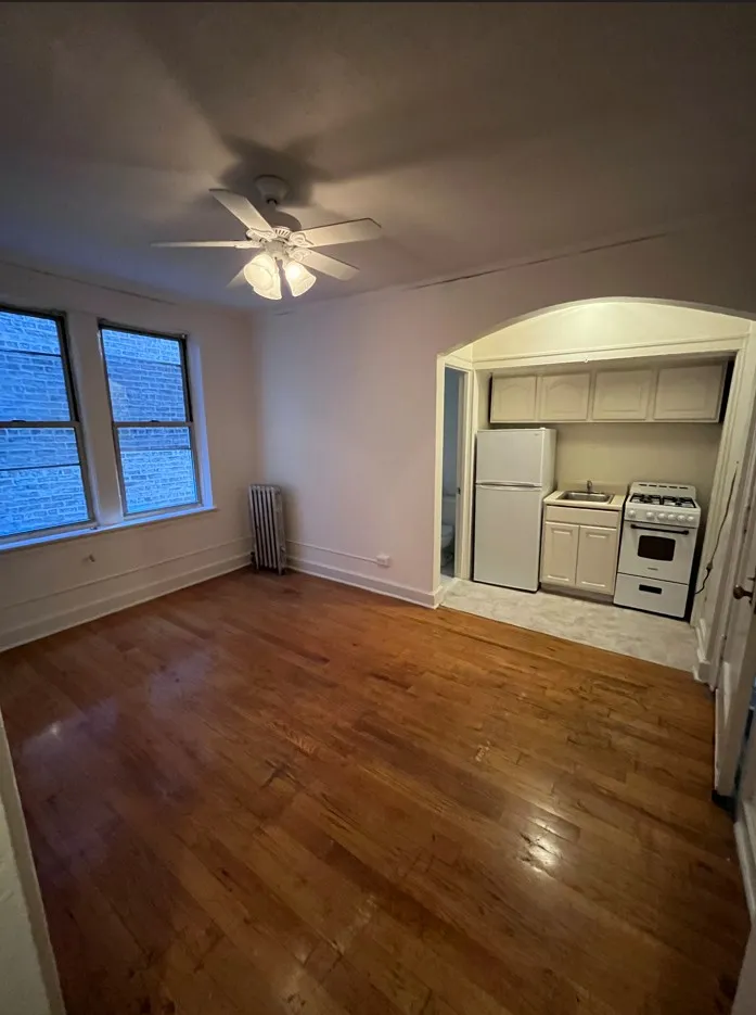 640 W Briar Pl   60657 60657-unit#105-Chicago-IL