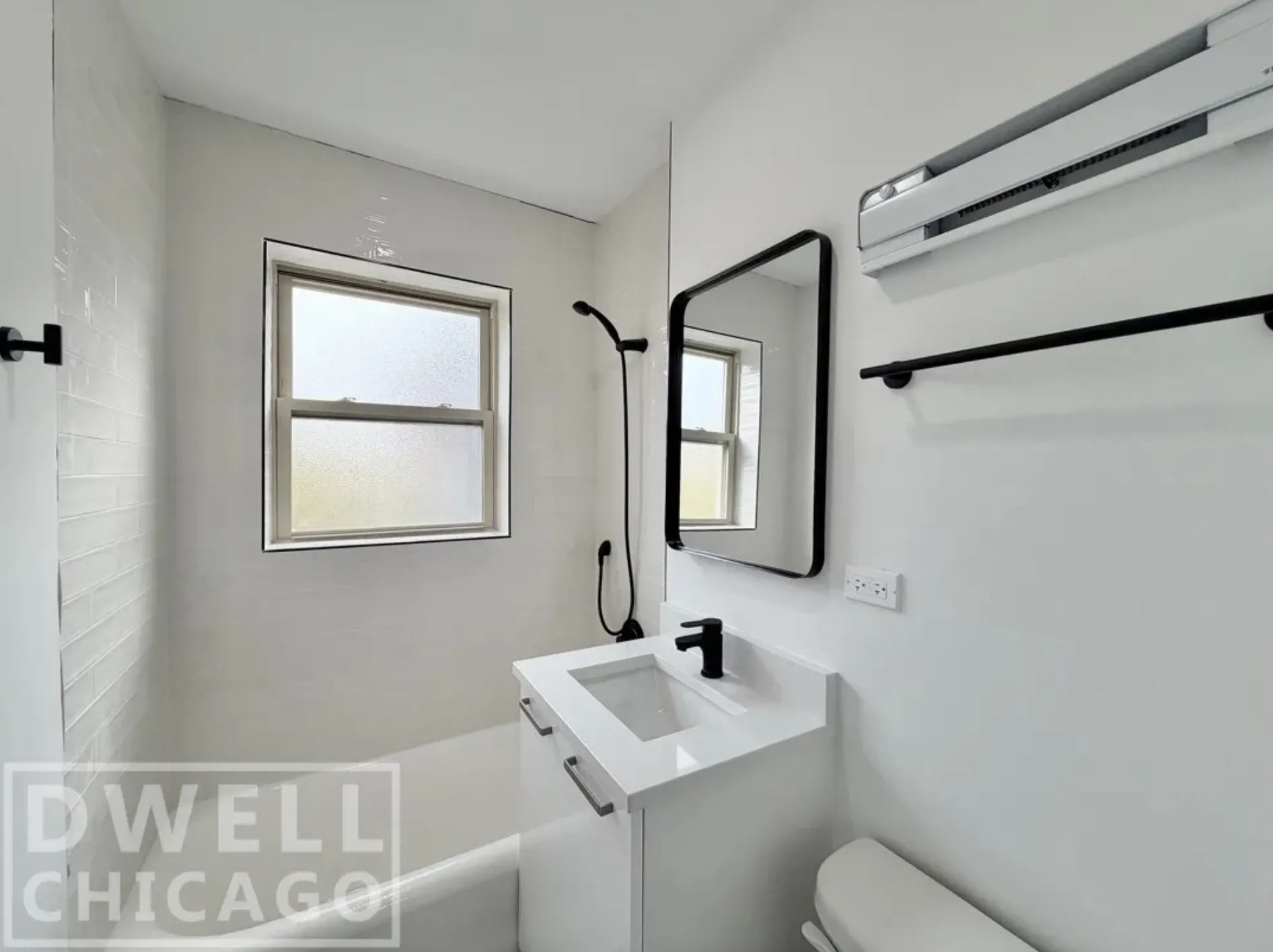 1553 W Hollywood Ave   60660 60660-unit#302-Chicago-IL