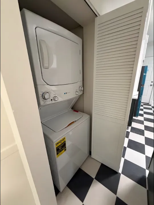 1832 N Central Park Ave 60647 60647-unit#1-Chicago-IL