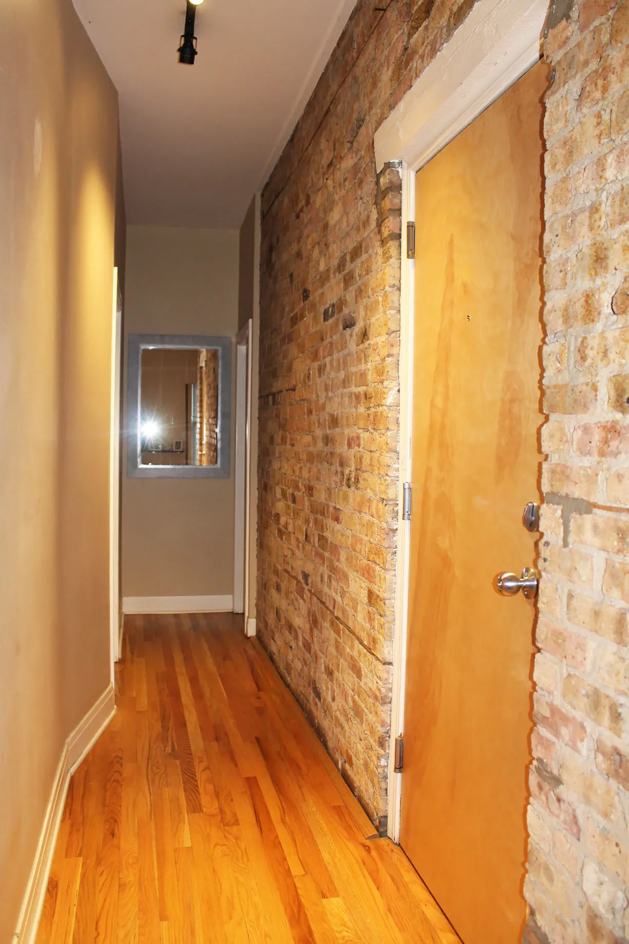 2940 N Clark St   60657 60657-Village II-unit#3H-Chicago-IL
