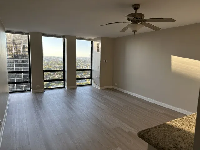 1660 N La Salle Dr 60614-unit#2804-Chicago-IL