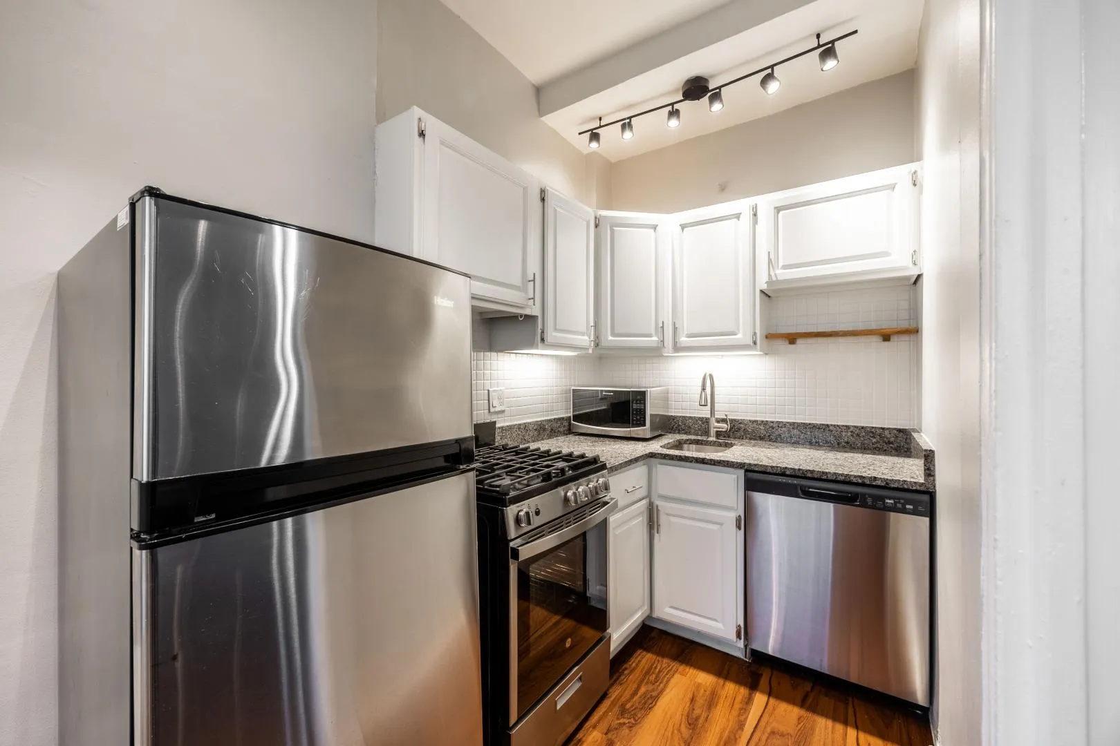 1140 N La Salle Dr   60610 60610-unit#111-Chicago-IL