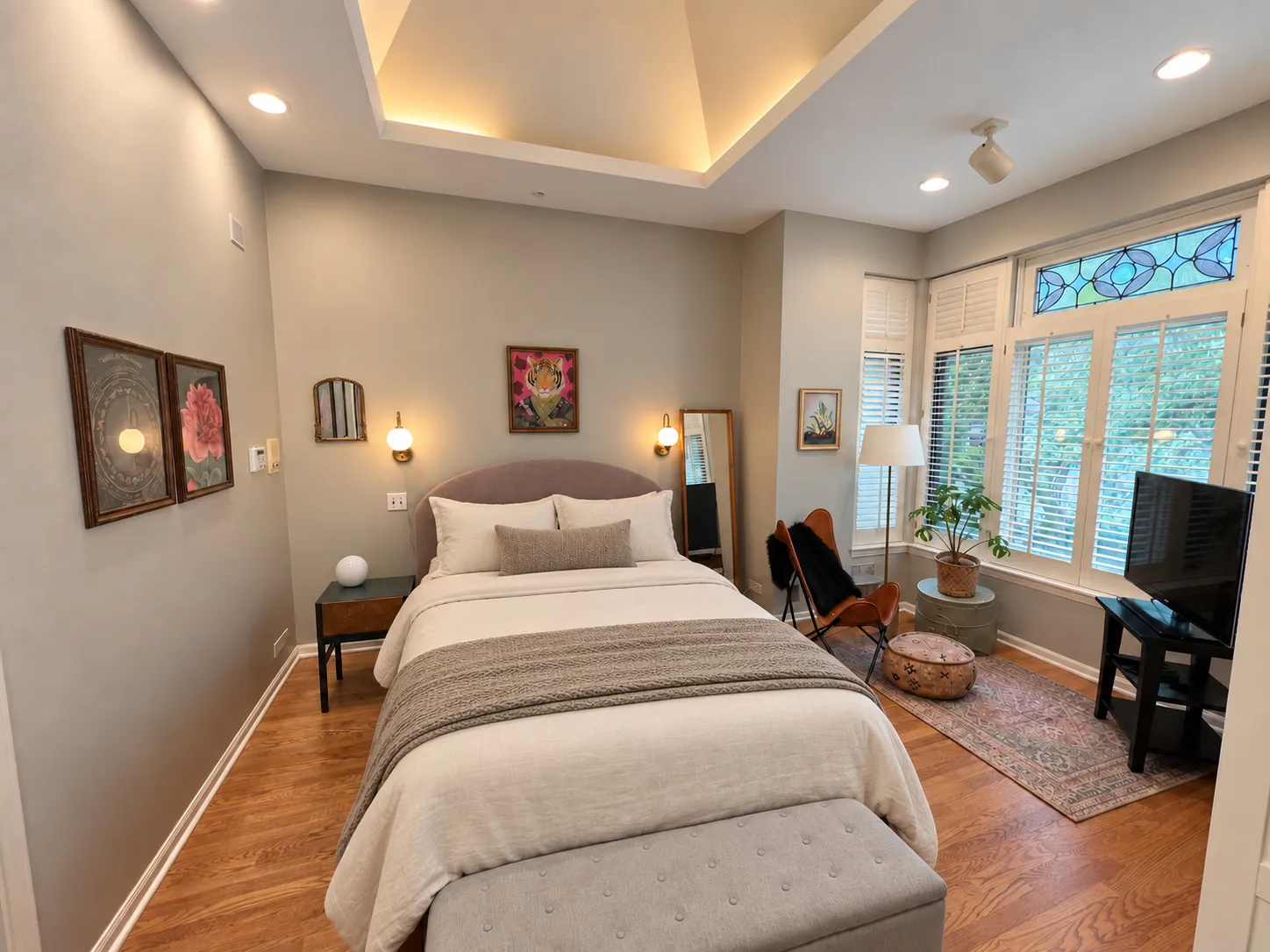 1923 N Howe St 60614 60614-Front house -unit#A-Chicago-IL