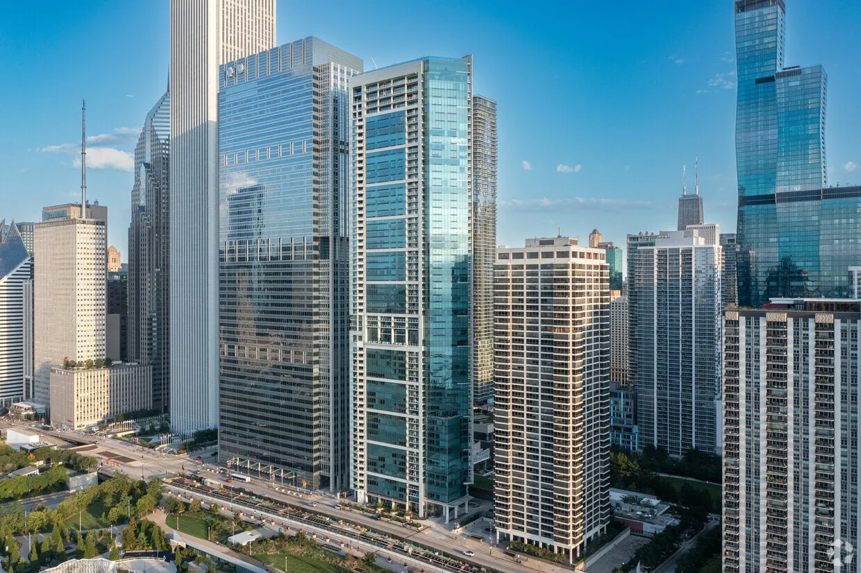 340 E Randolph St 60601 60601-340 on the Park-unit#500-Chicago-IL