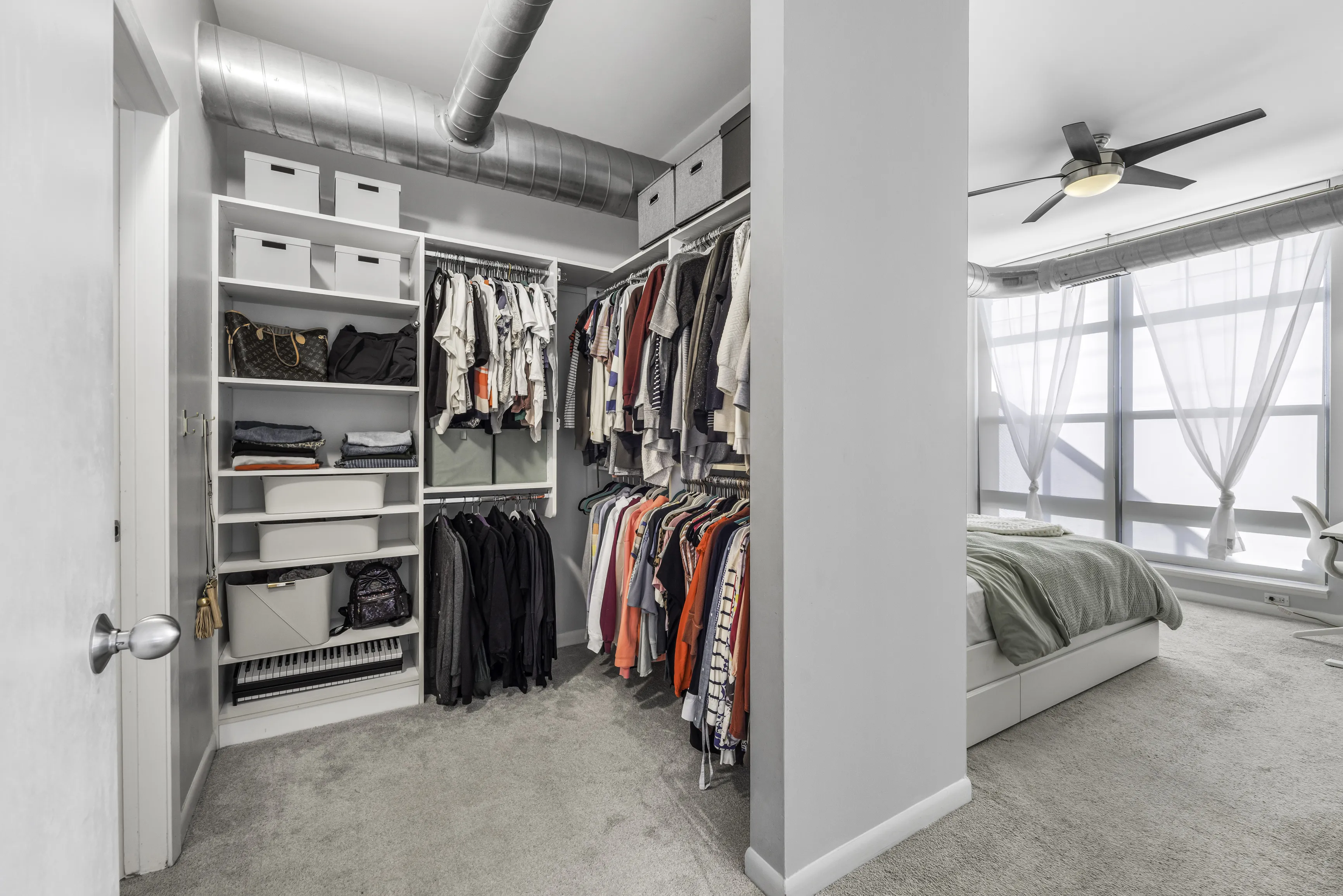 1200 W Montrose Ave   60613 60613-unit#313-Chicago-IL