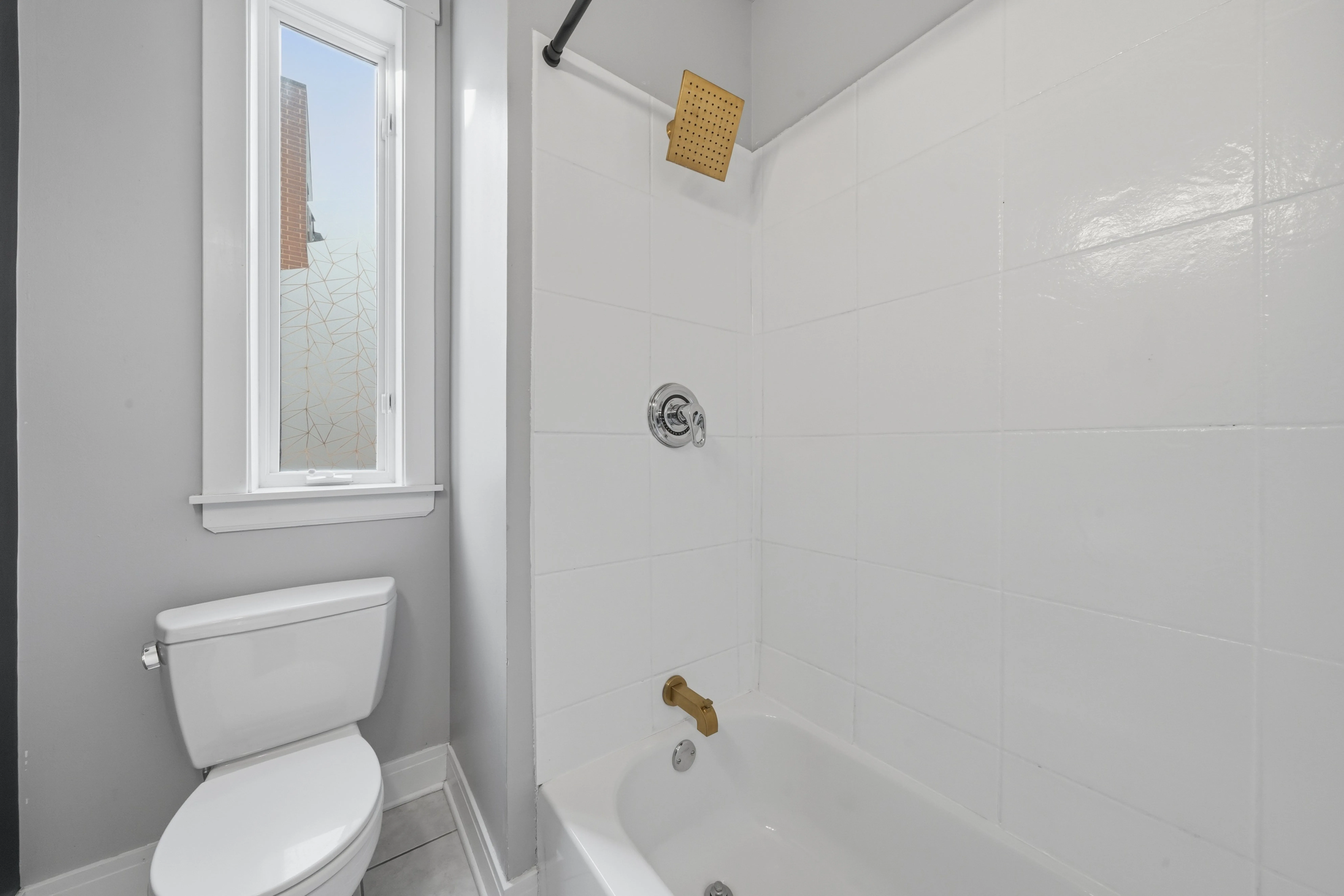 1824 N Wolcott Ave 60622 60622-unit#1R-Chicago-IL