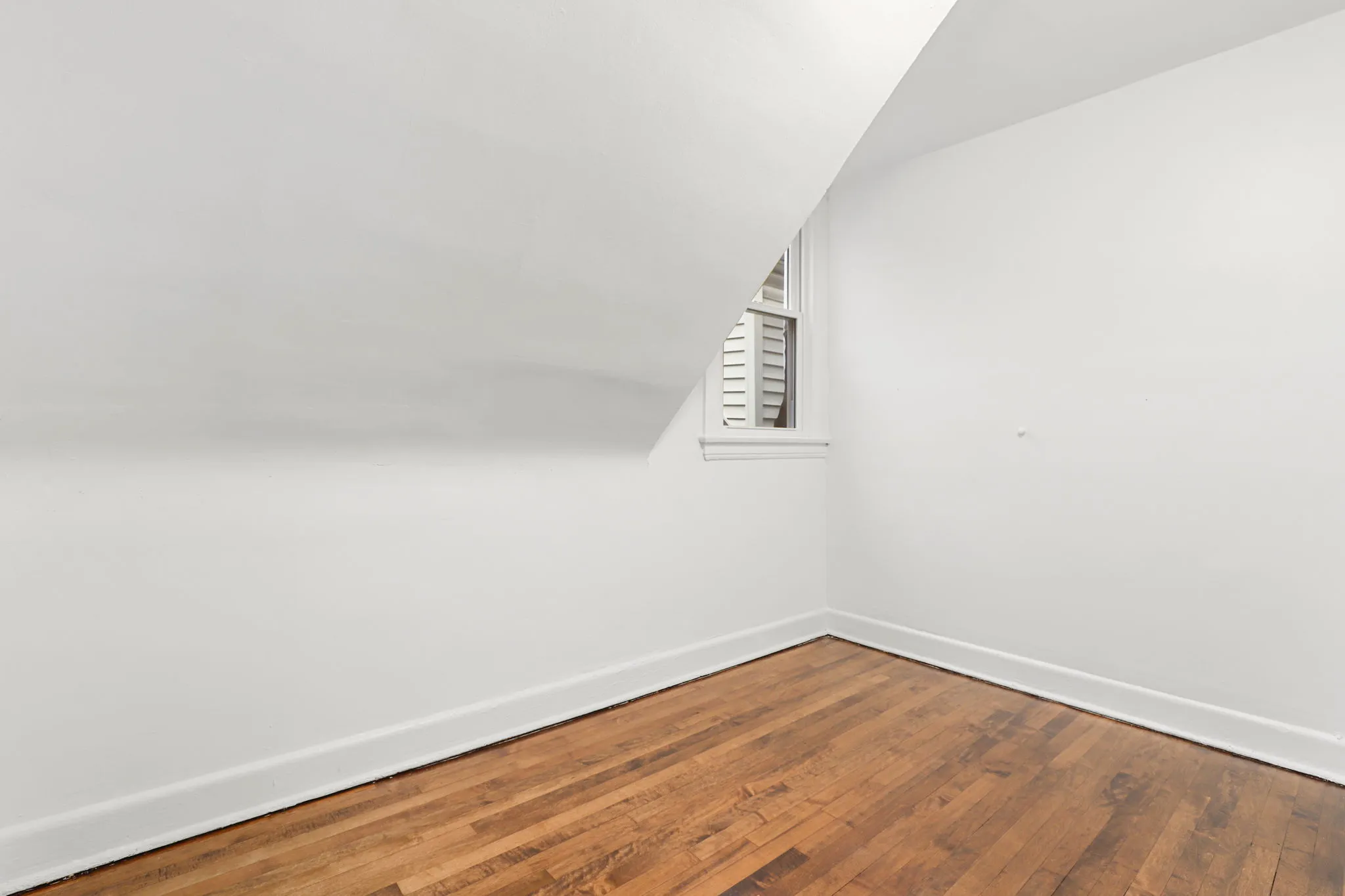 2829 N Sacramento Ave   60618 60618-unit#Floor 2-Chicago-IL