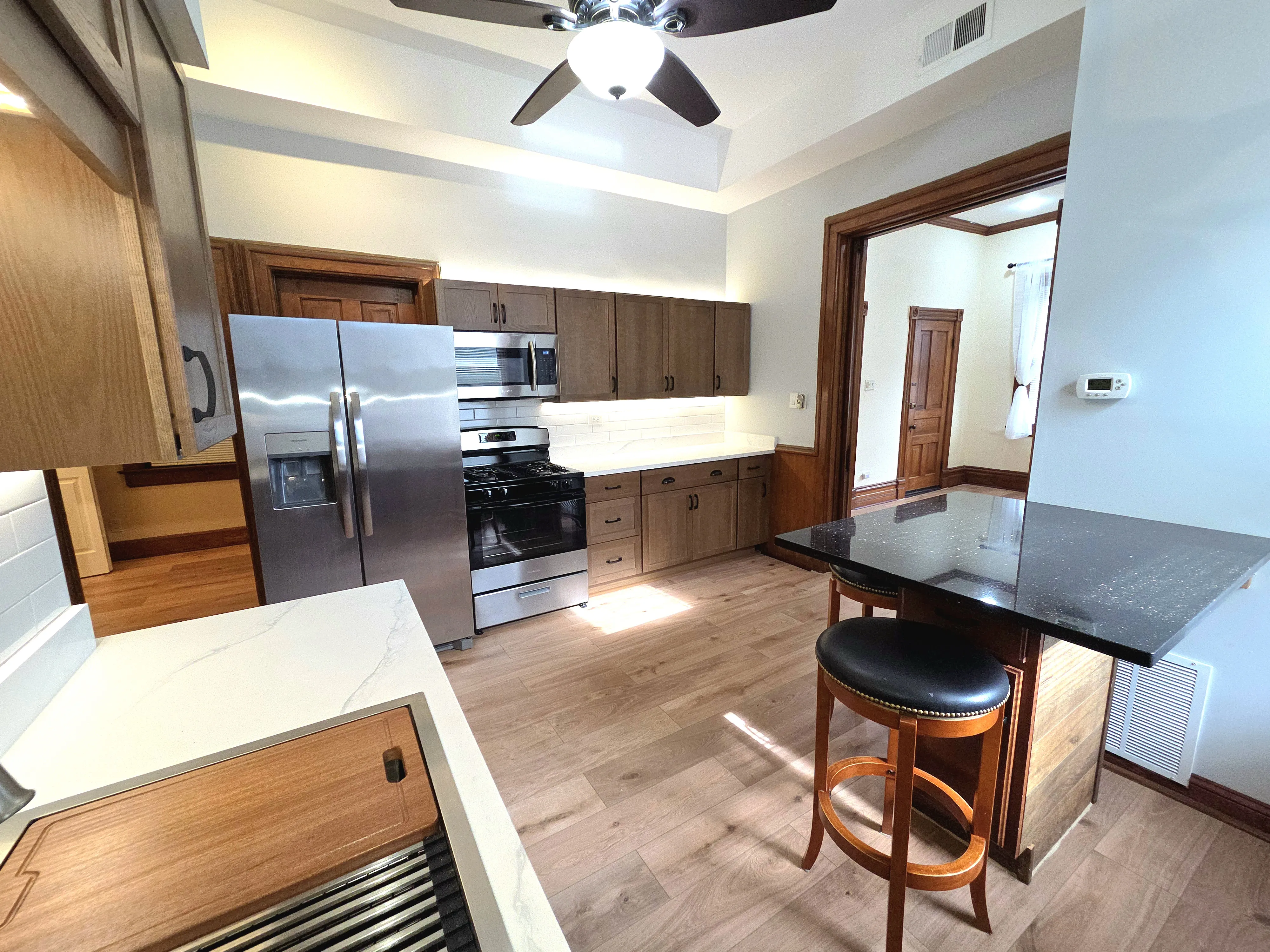 2476 N Clybourn Ave 60614-unit#1F-Chicago-IL