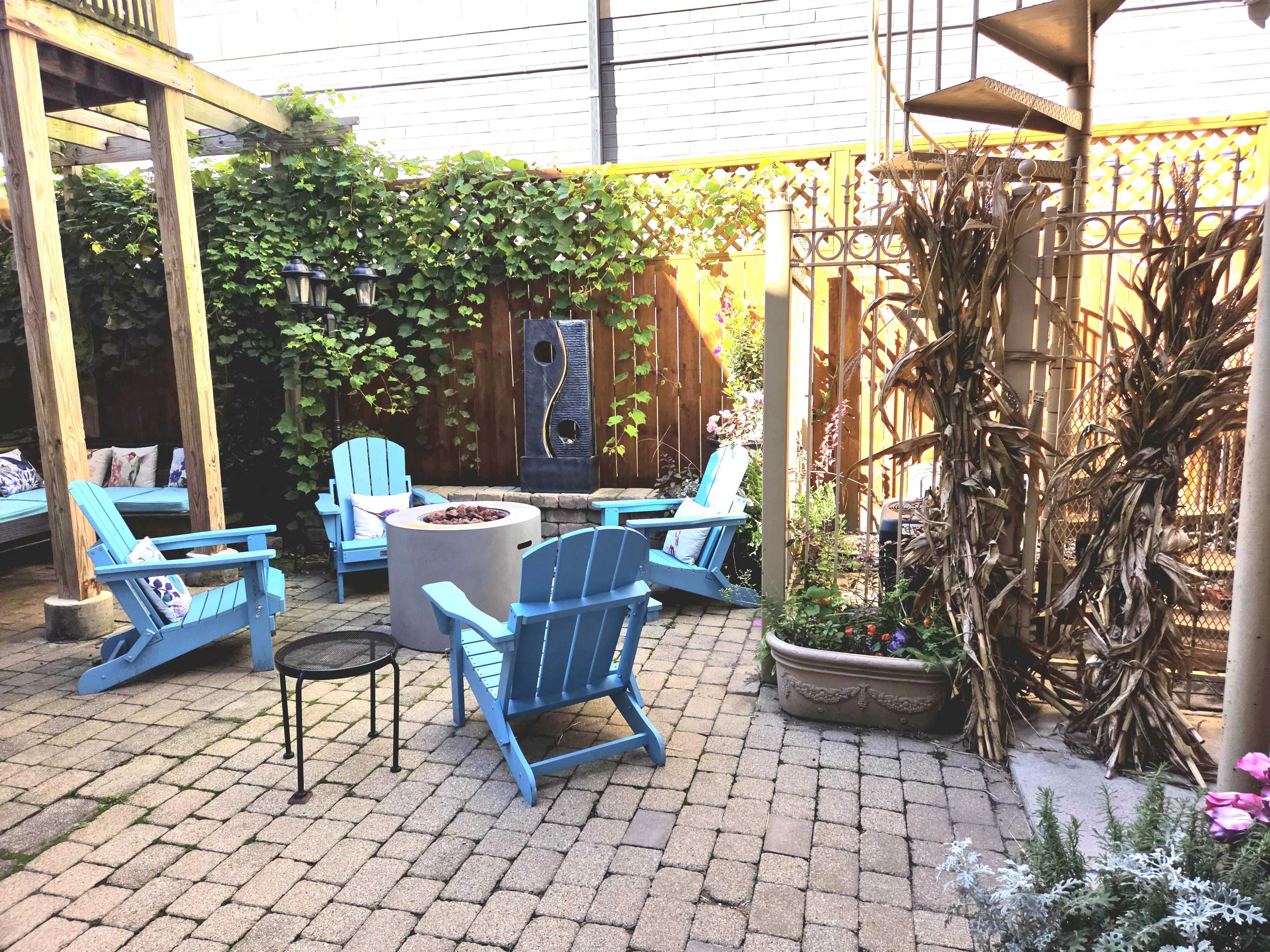 2476 N Clybourn Ave 60614-unit#1F-Chicago-IL