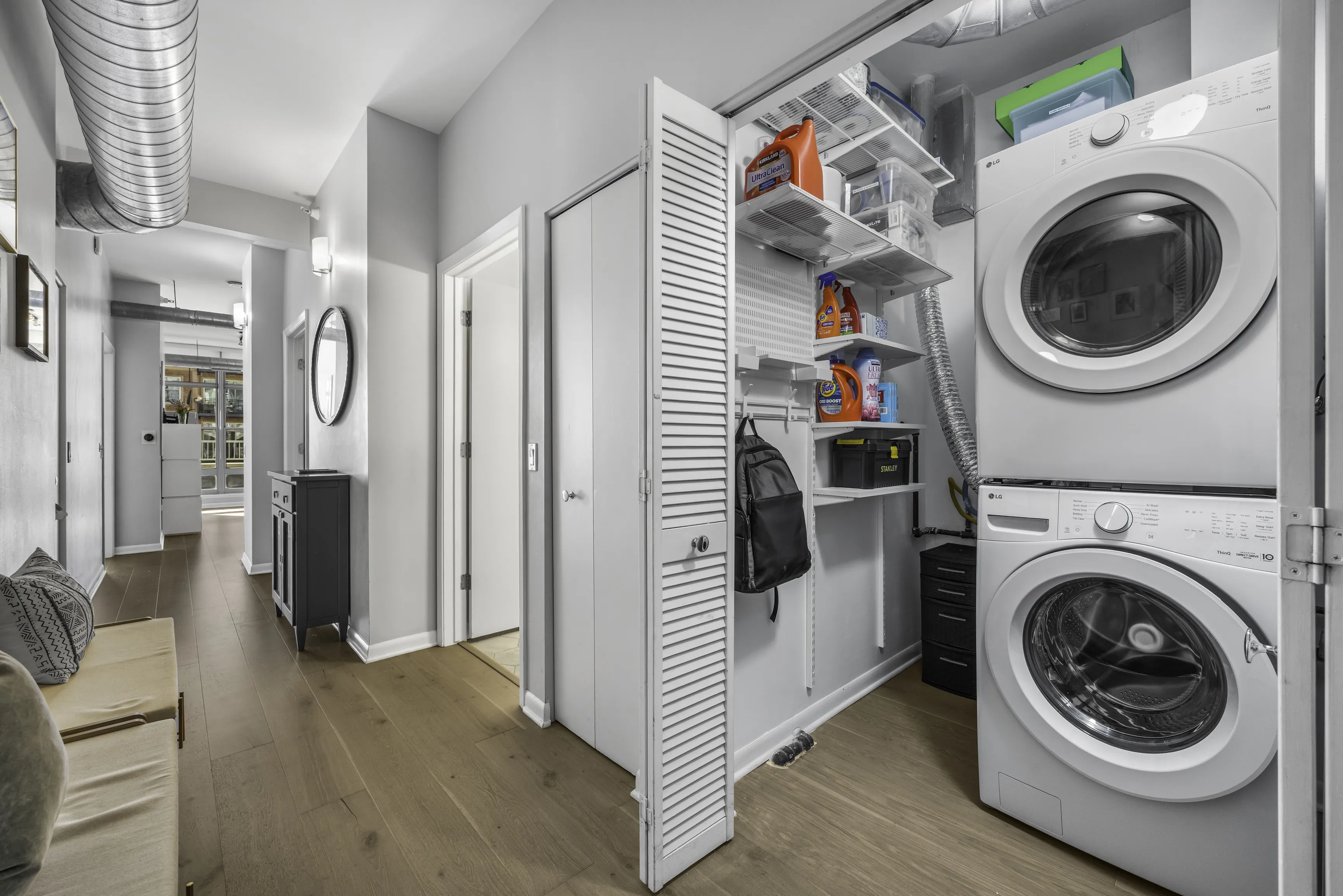 1200 W Montrose Ave   60613 60613-unit#313-Chicago-IL