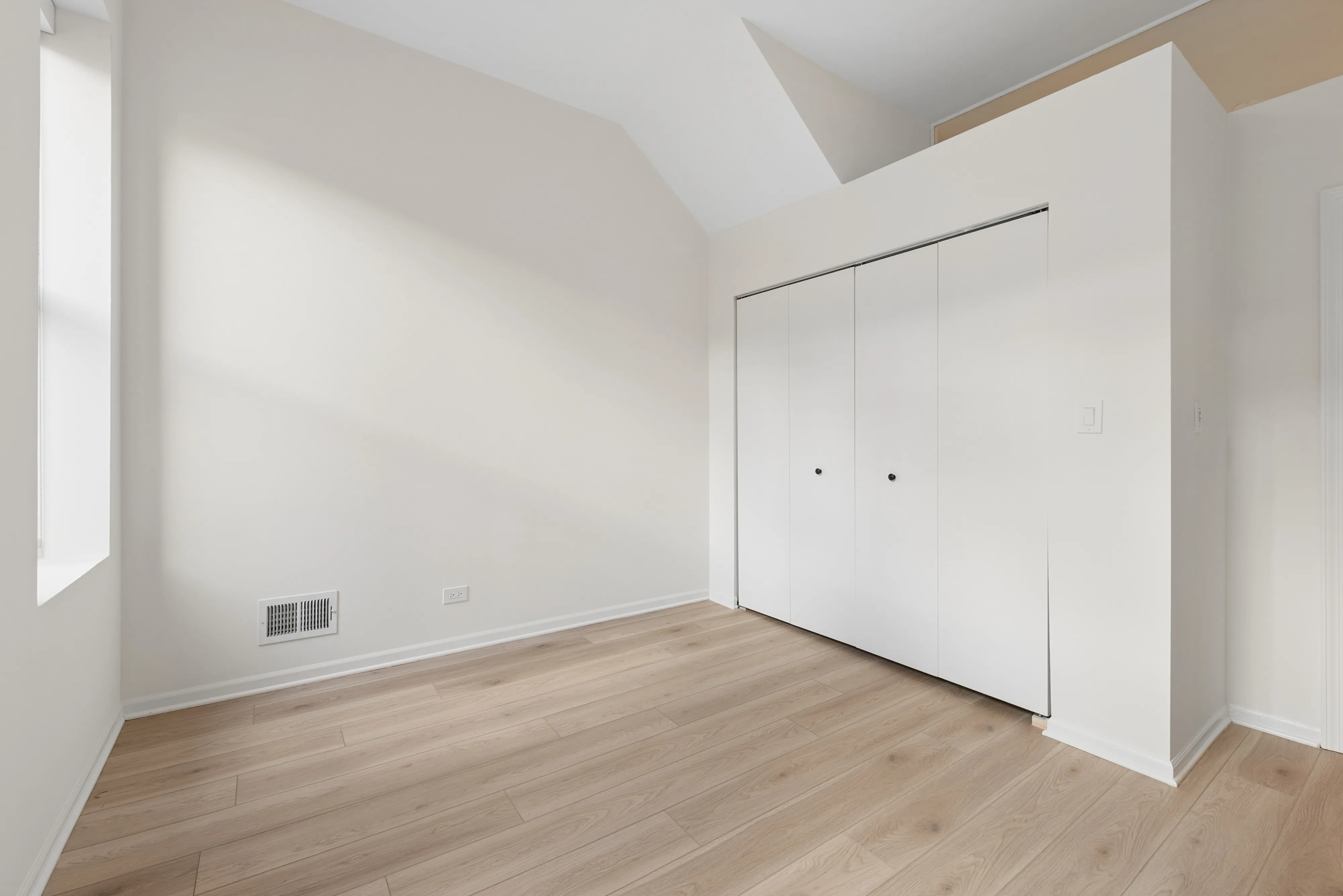 937 W Armitage Ave 60614 60614-unit#3B-Chicago-IL
