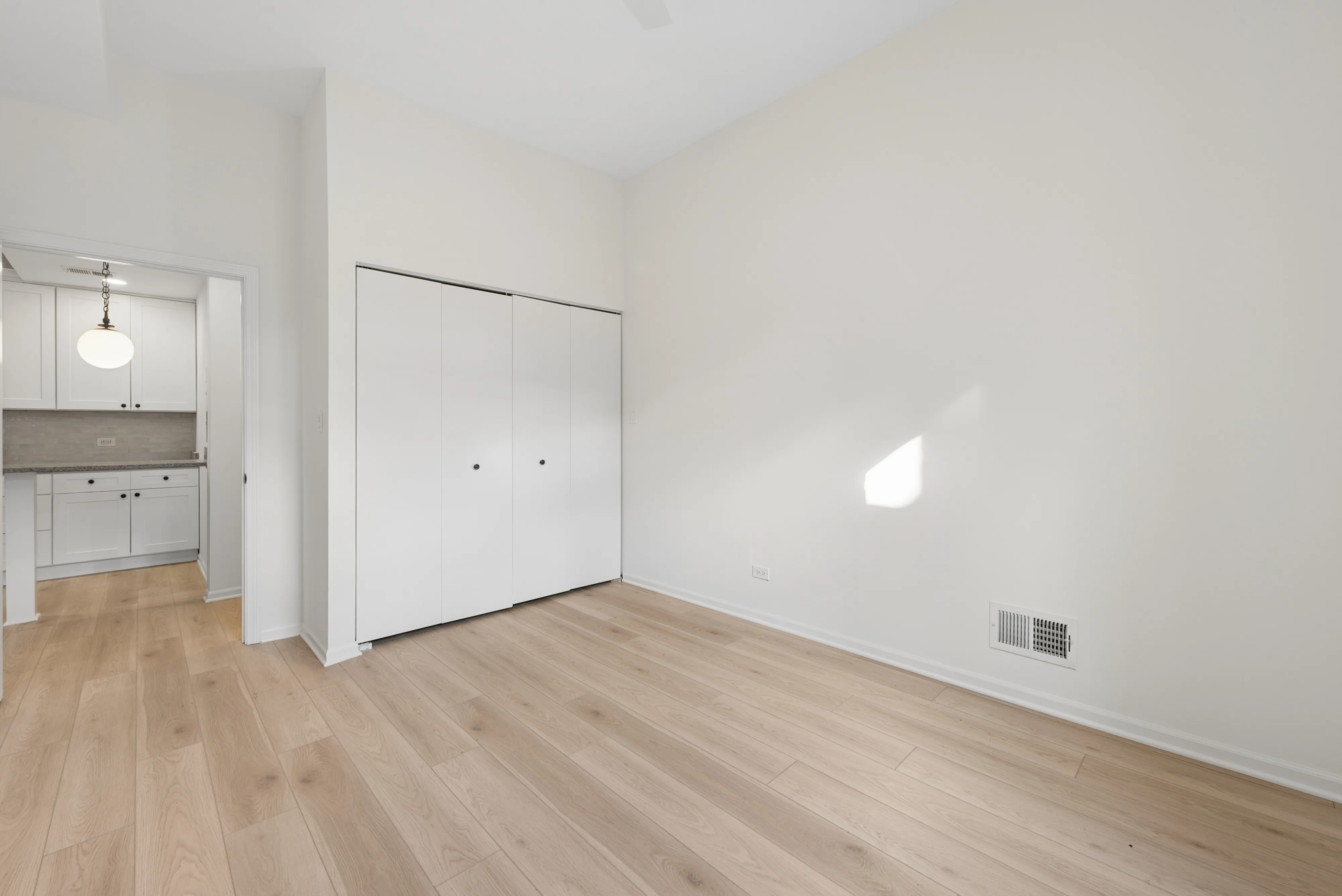 937 W Armitage Ave 60614 60614-unit#3B-Chicago-IL