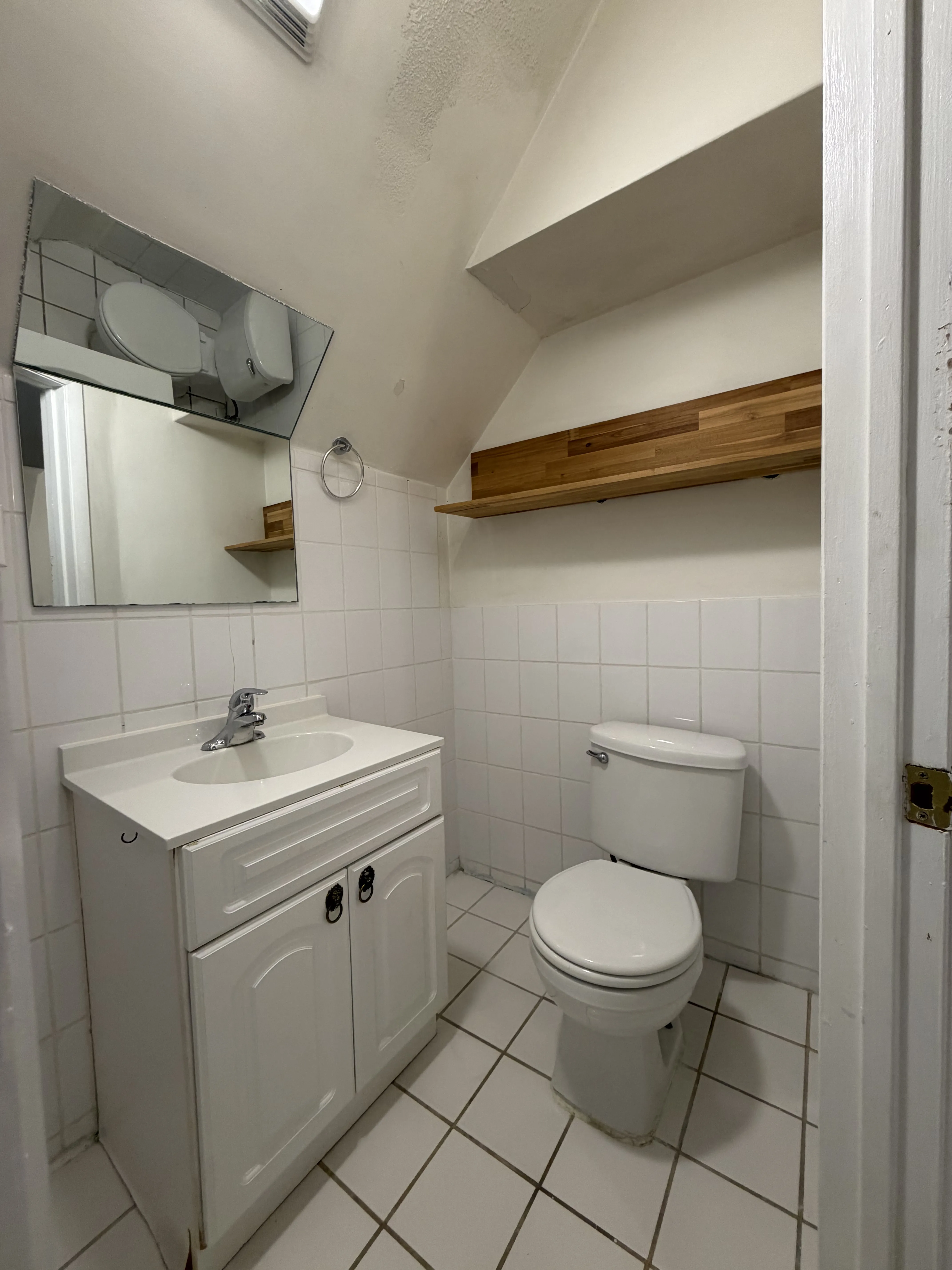 2950 N Sheffield Ave   60657 60657-unit#CH 2R-Chicago-IL